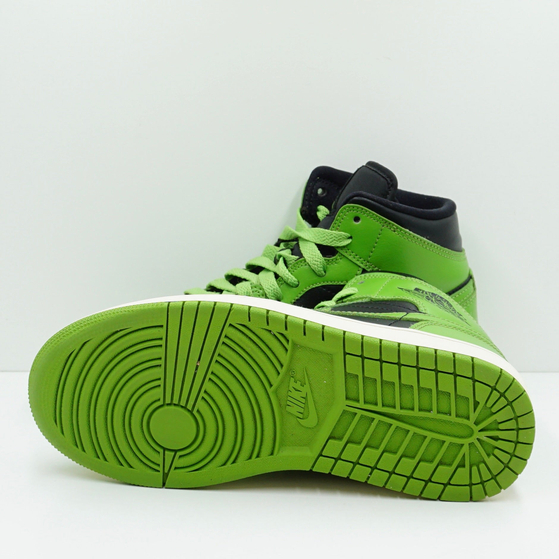 Jordan 1 Mid Altitude Green (W)