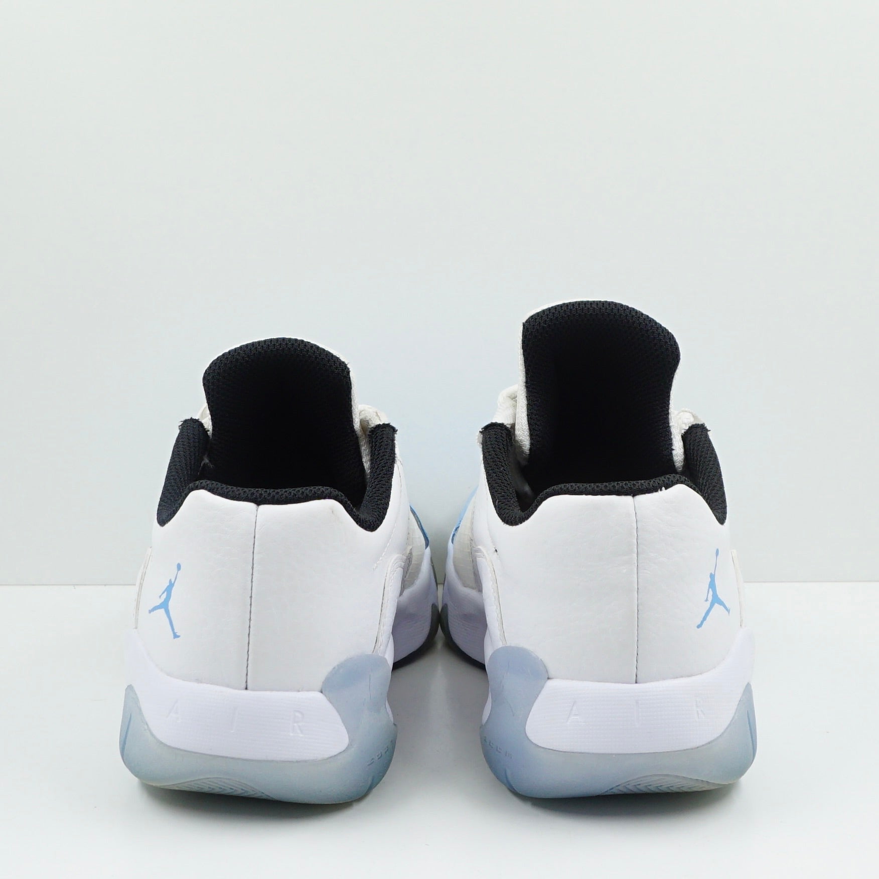 Jordan 11 CMFT Low University Blue (GS)
