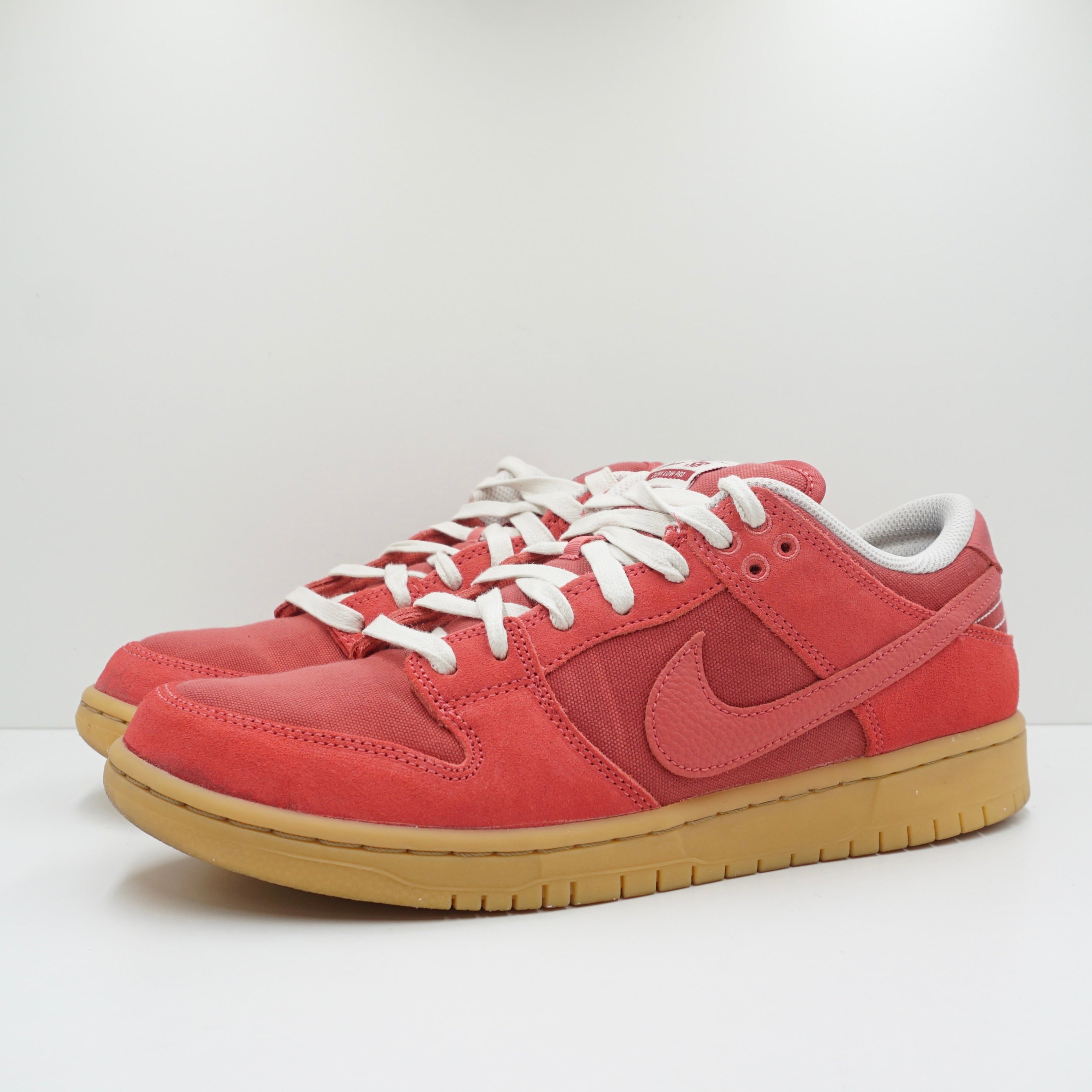 Nike SB Dunk Low Adobe