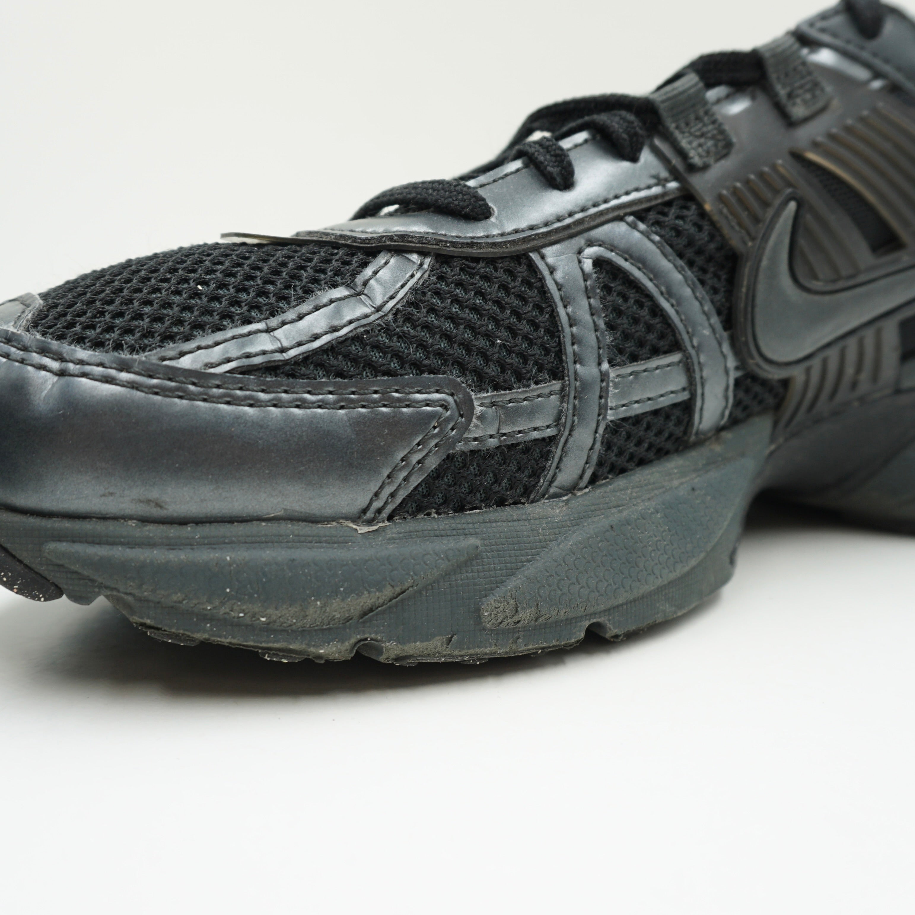 Nike V2K Run Black Dark Smoke Grey (W)