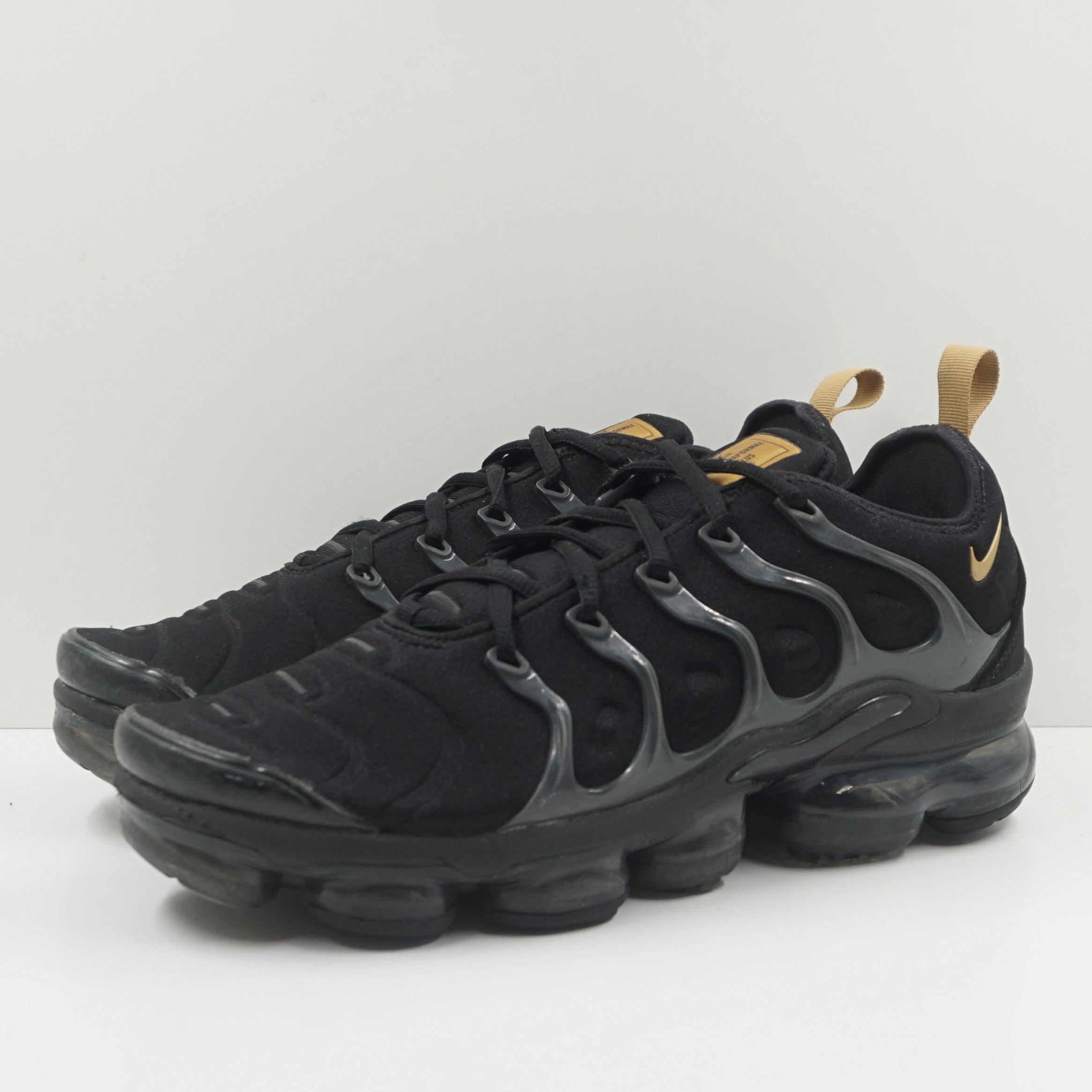 Nike vapormax plus anthracite hotsell