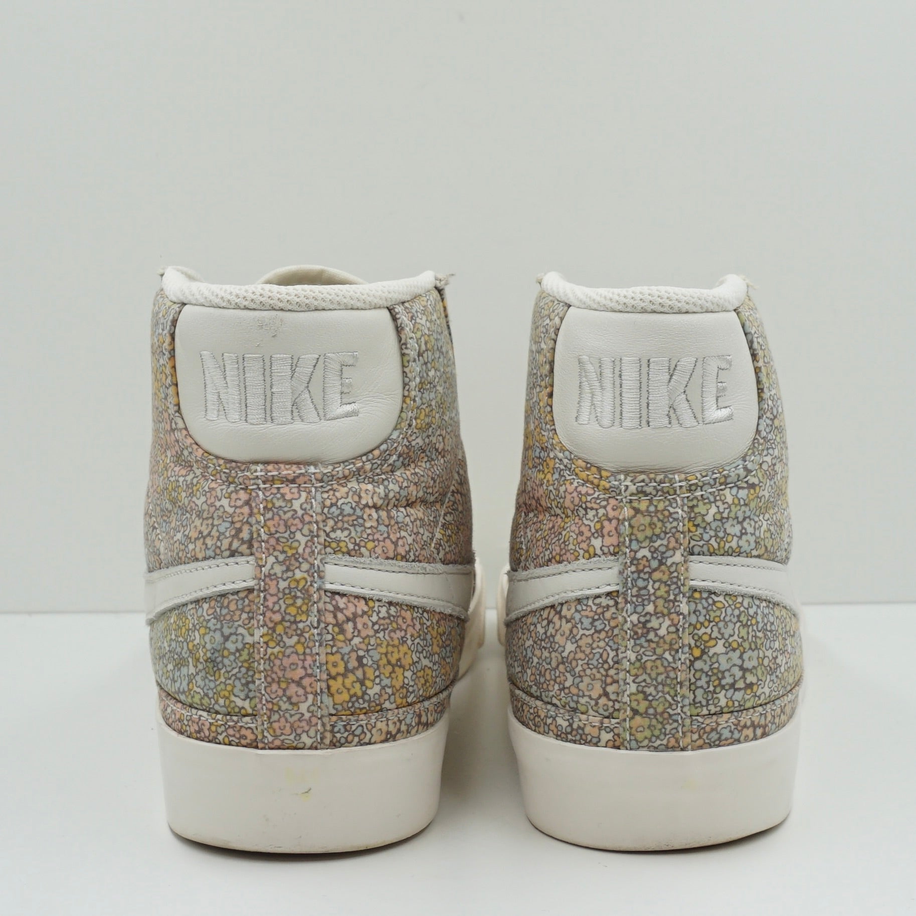 Nike Blazer Mid Liberty London (W)