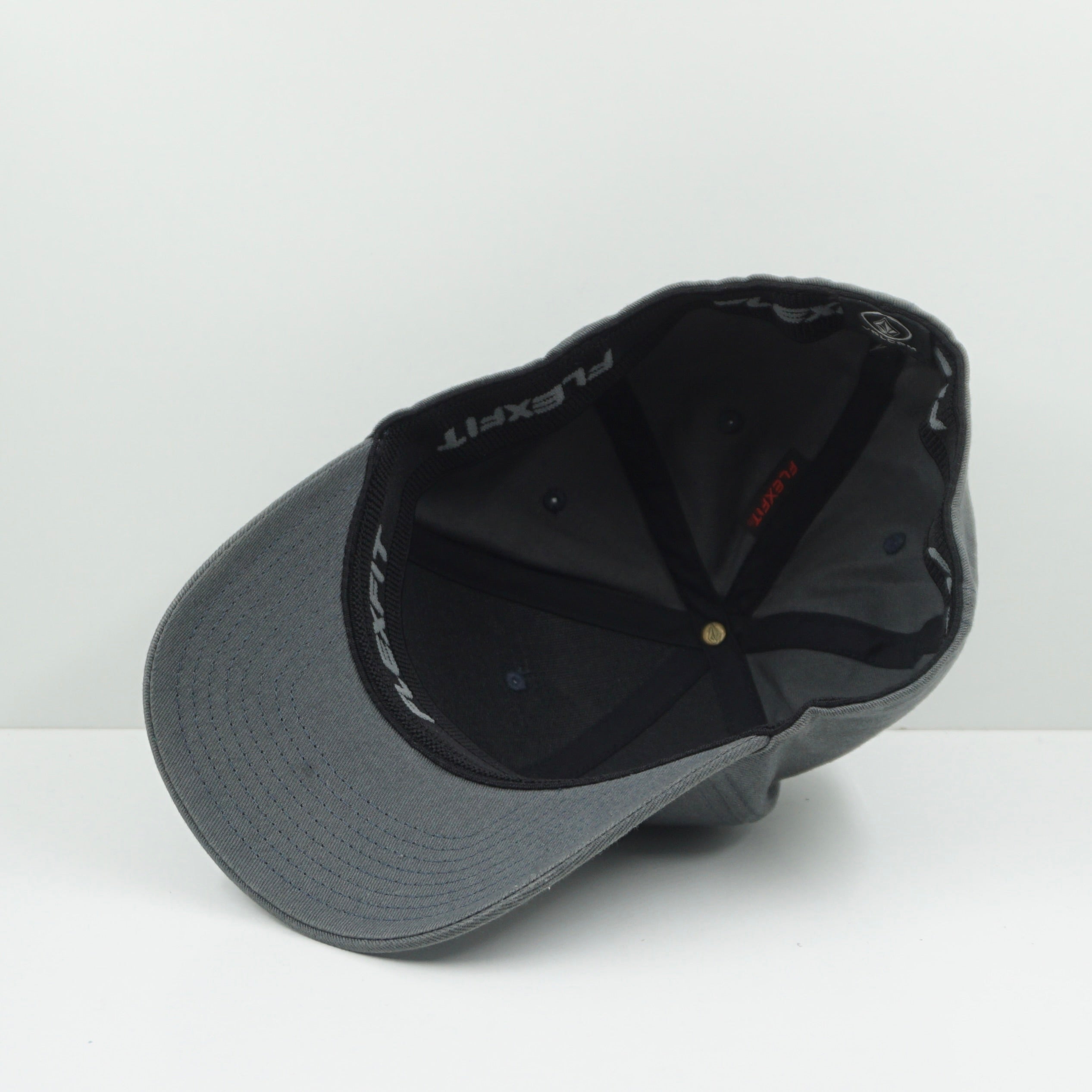 Volcom Logo Grey Flex Fit Cap