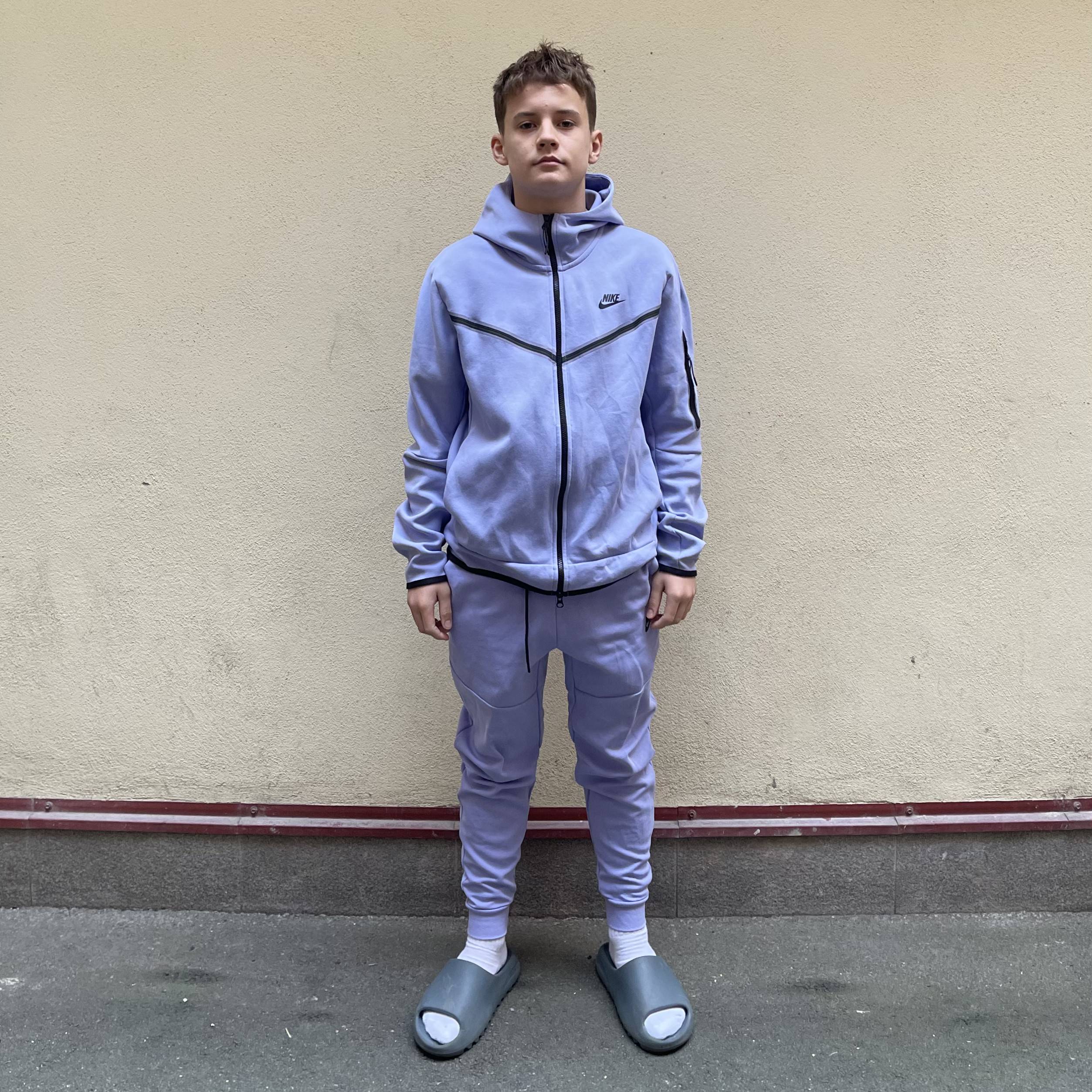 Nike Sportswear Tech Fleece Thistle Purple Hoodie Pants Set
