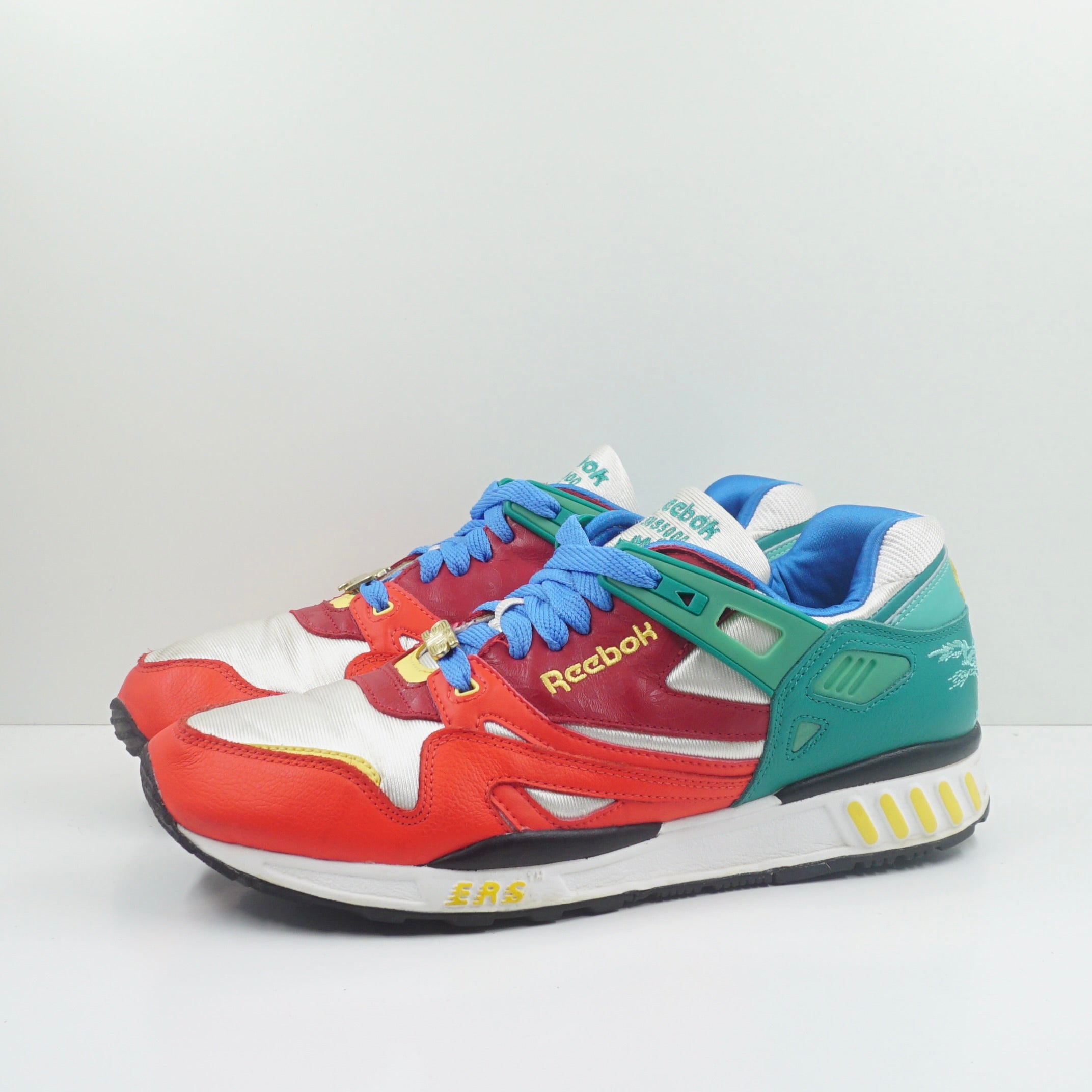 Reebok Sneakersnstuff x ERS 5000 White Red Turquoise