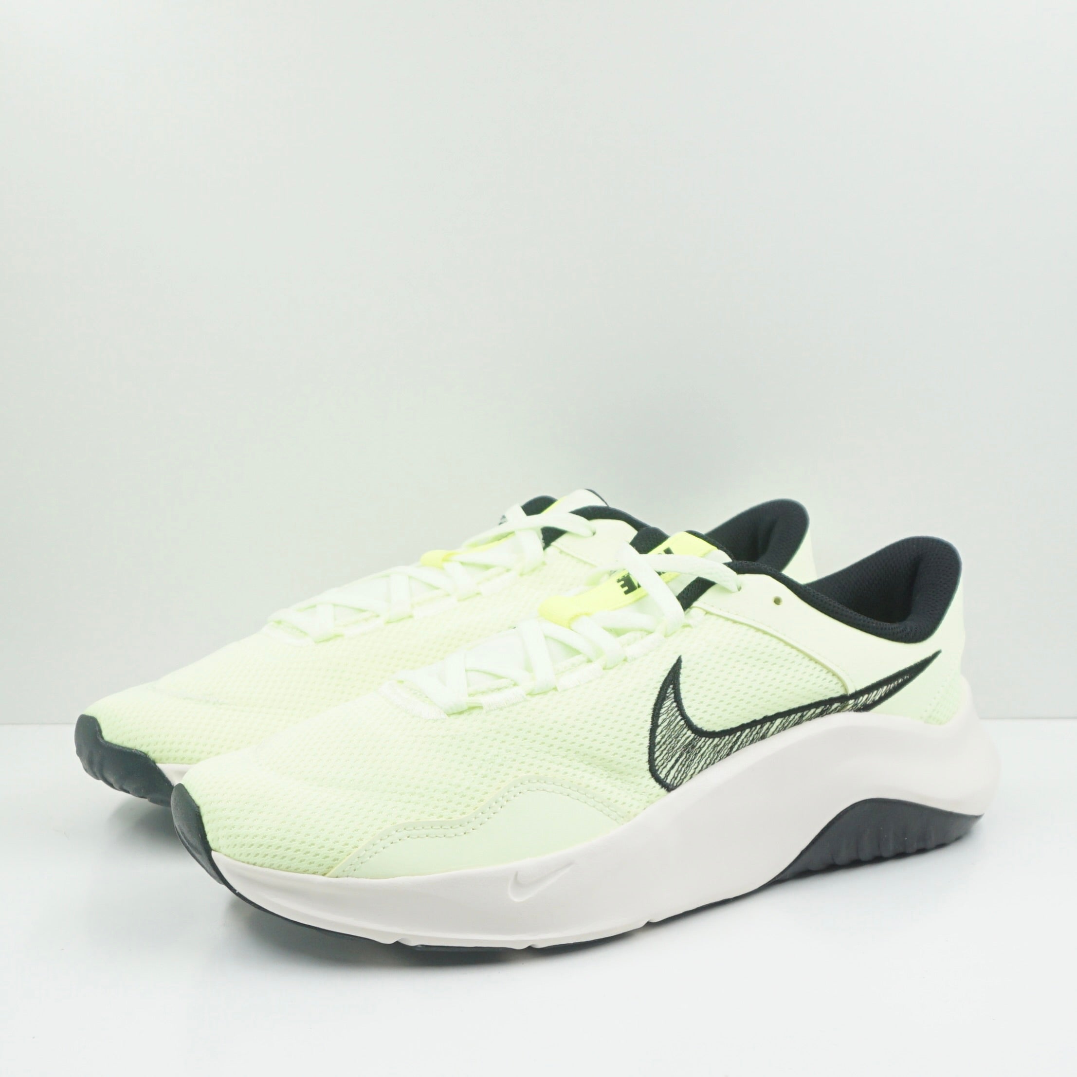 Nike Legend Essential 3 Next Nature Barely Volt Phantom