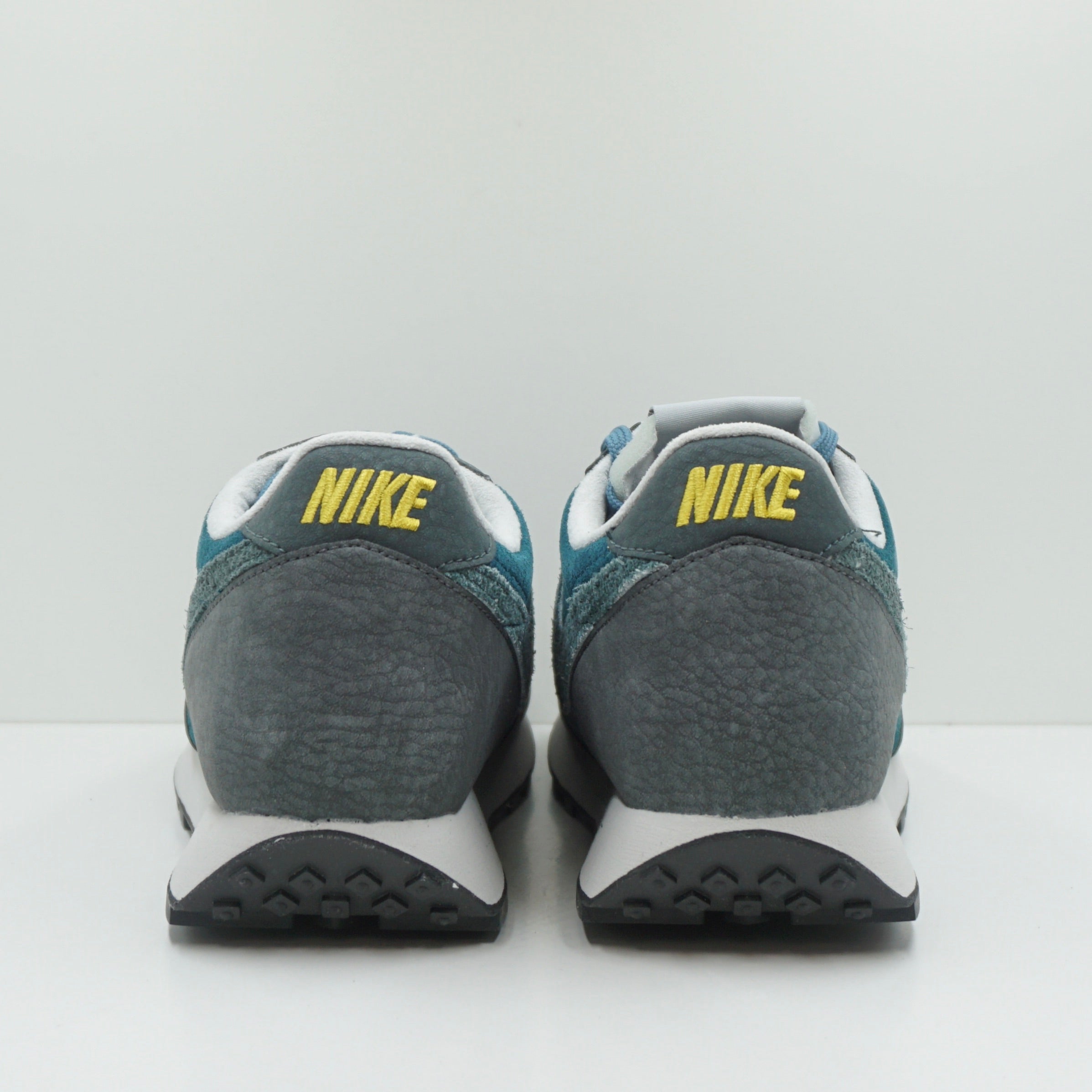 Nike Daybreak Midnight Turquoise Seaweed Dark Smoke Grey