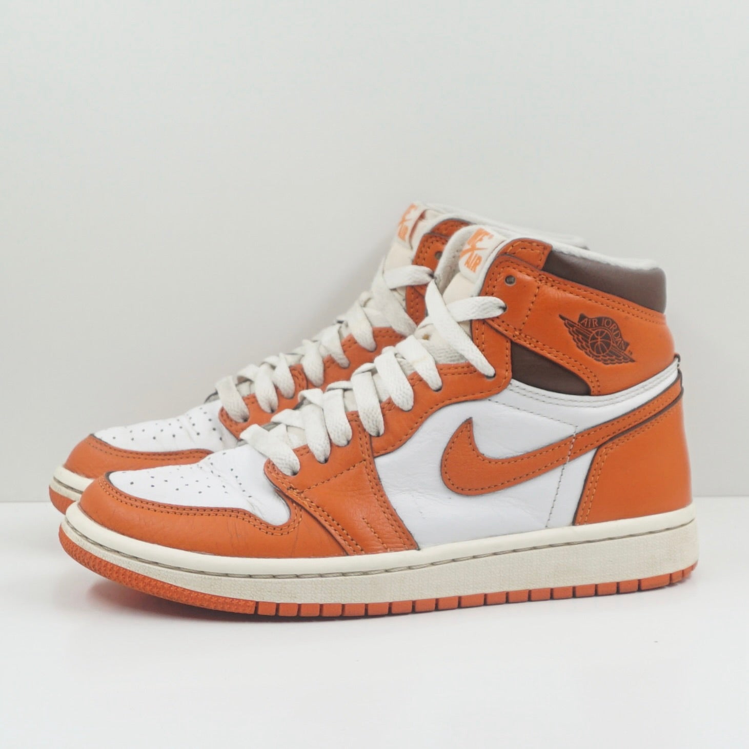 Jordan 1 Retro High OG Starfish (W)