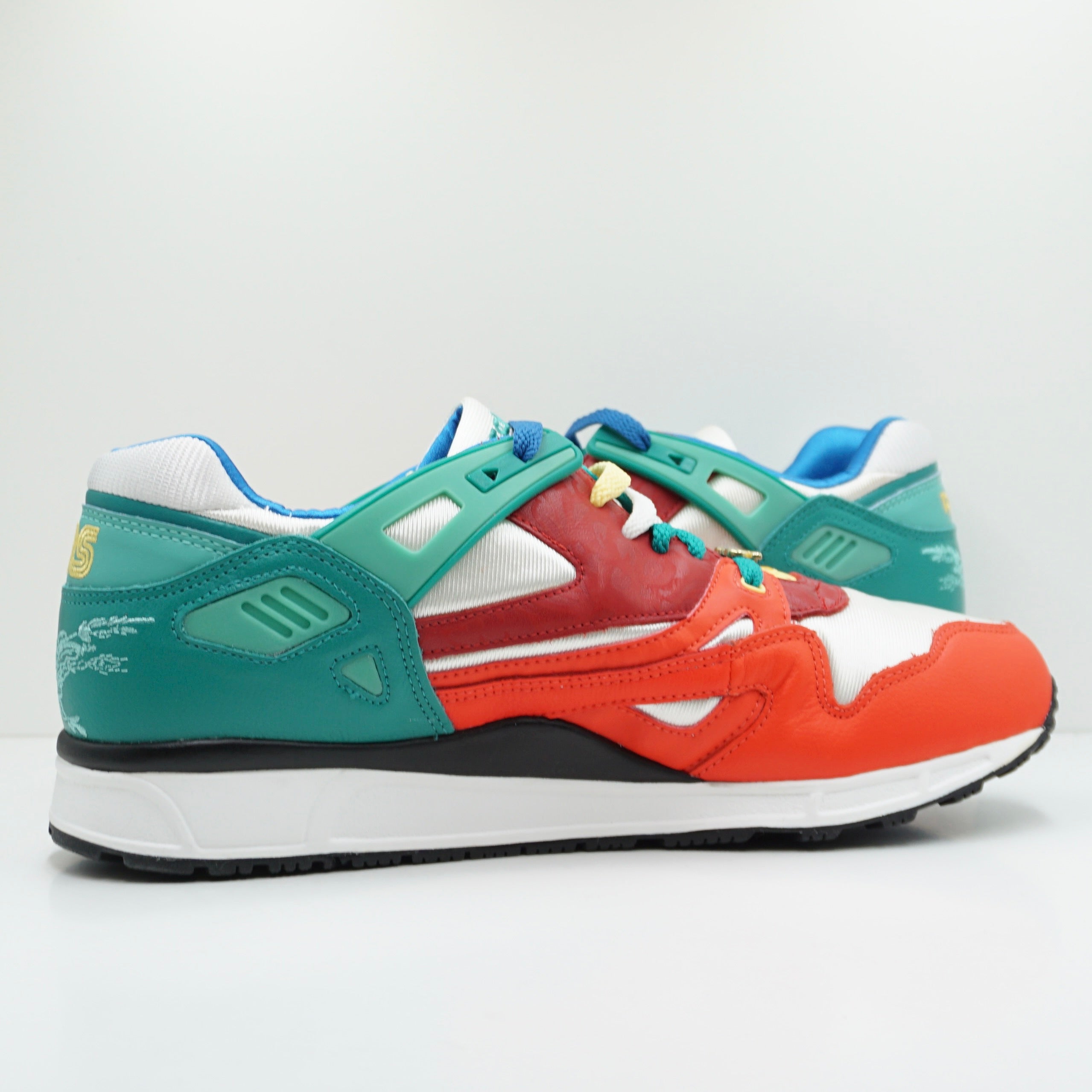 Reebok Sneakersnstuff x ERS 5000 White Red Turquoise