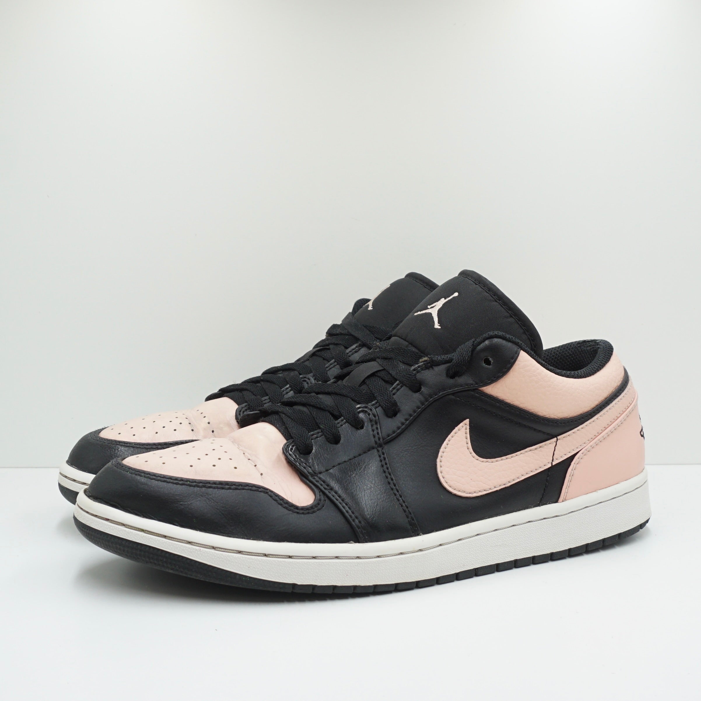 Jordan 1 Low Crimson Tint