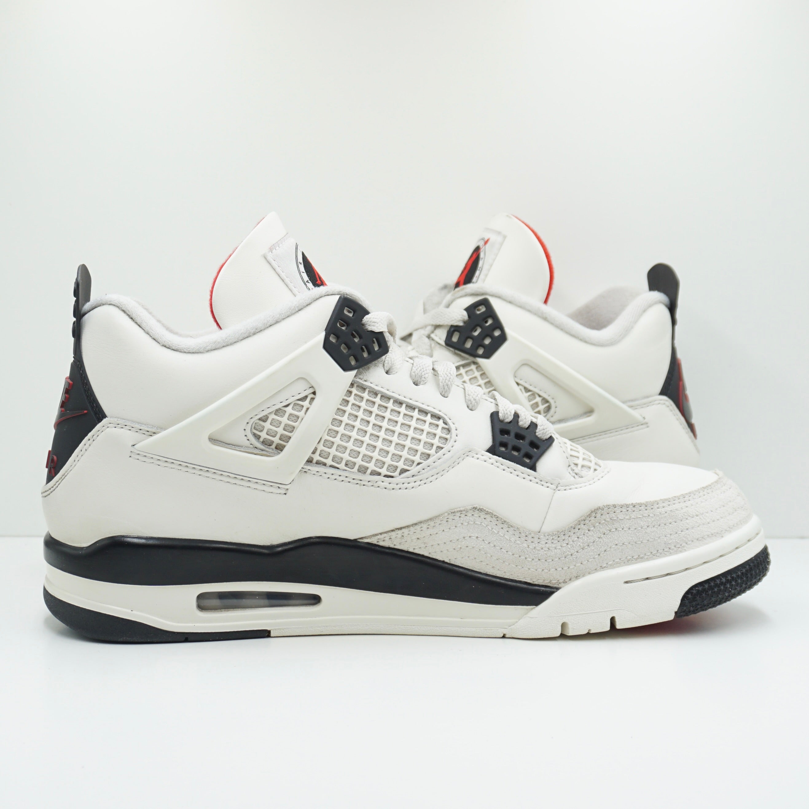 Jordan 4 Retro Flight Club