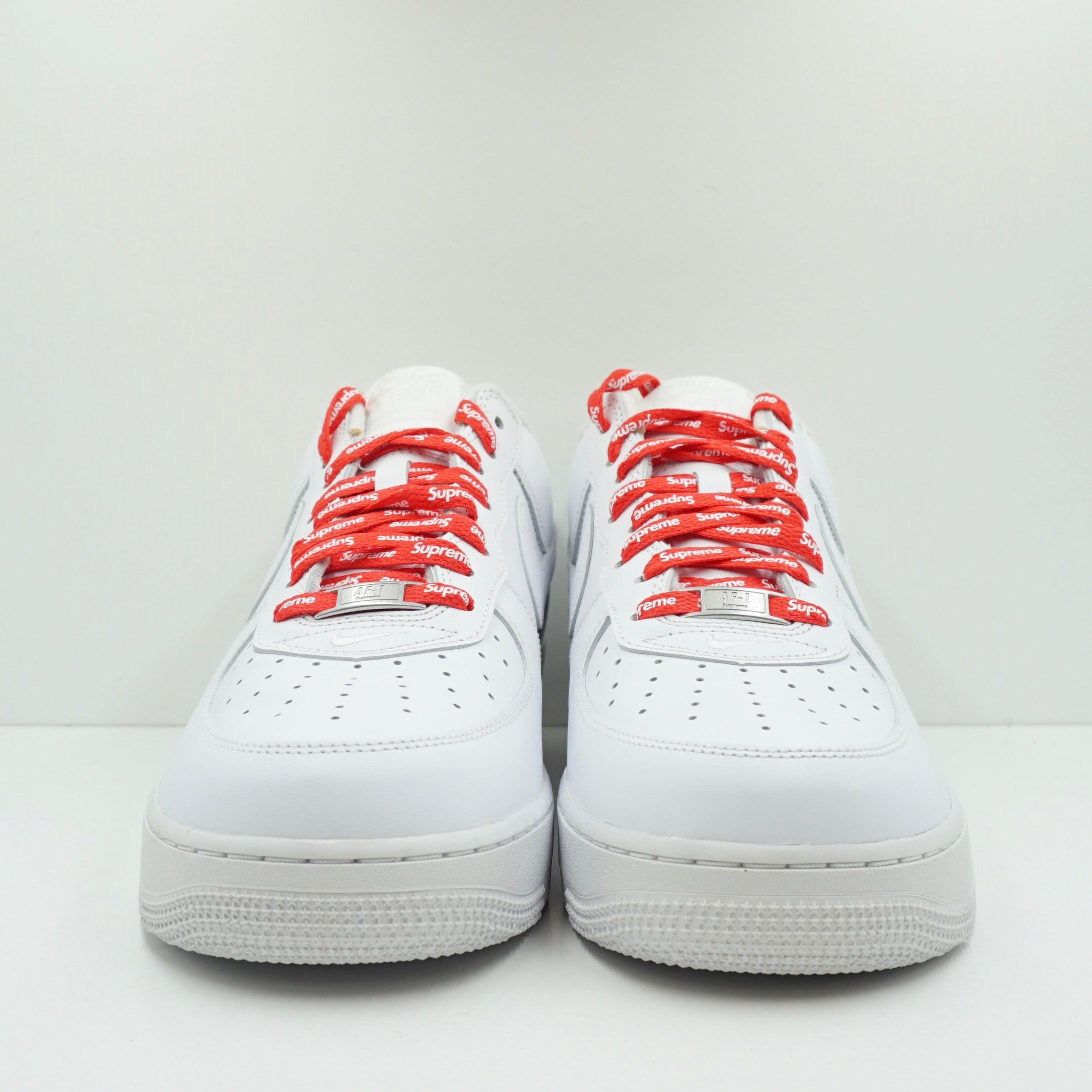 Nike Air Force 1 Low Supreme White