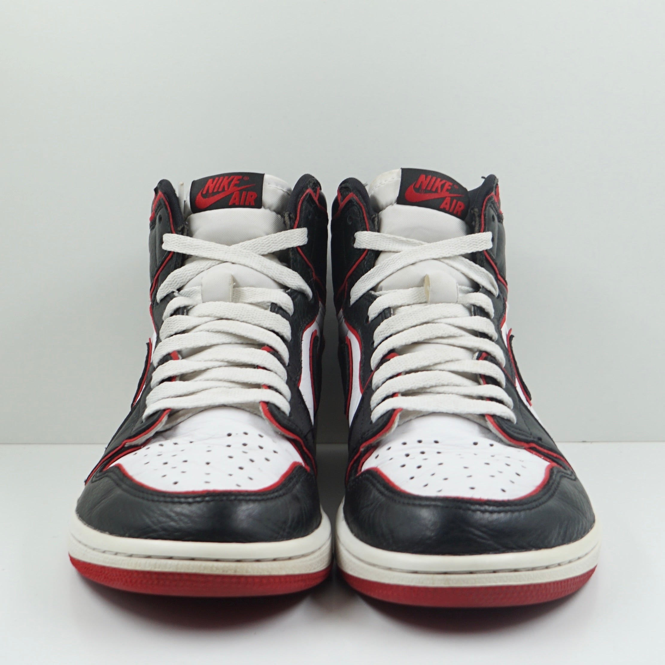 Jordan 1 Retro High Bloodline
