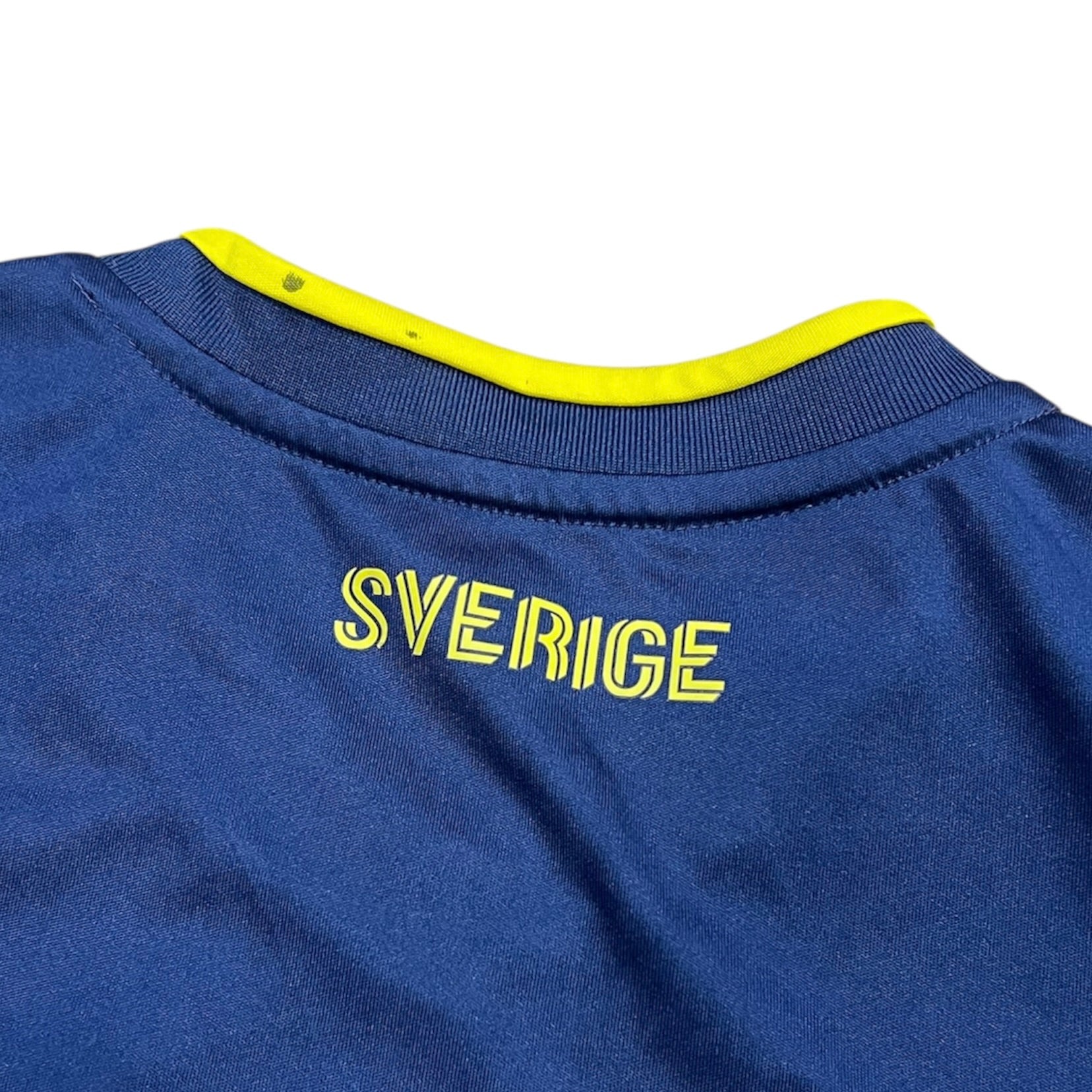 Adidas Sweden 2020/2021 Away Football Jersey (Youth)