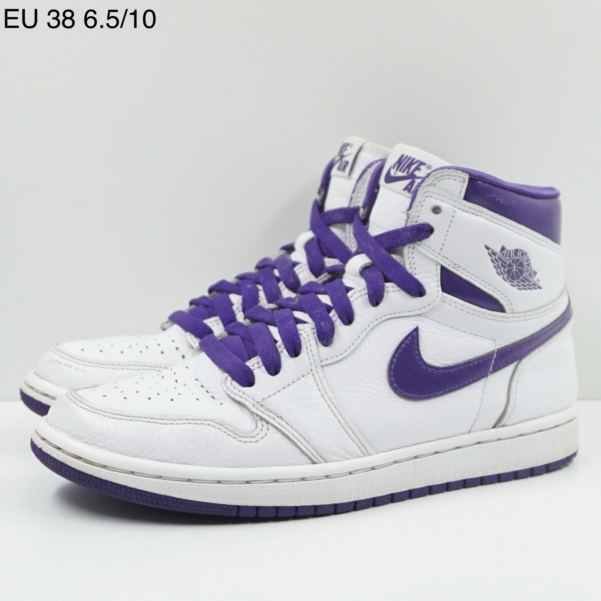 Jordan 1 Retro High Court Purple (W)