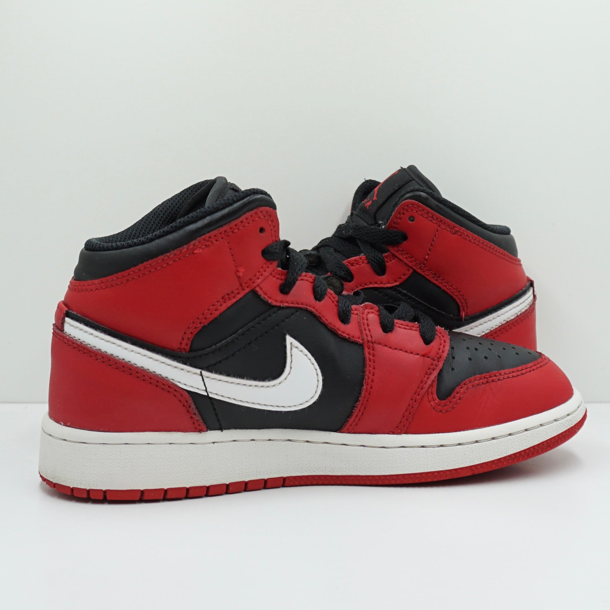 Jordan 1 Mid Red Black White (GS)