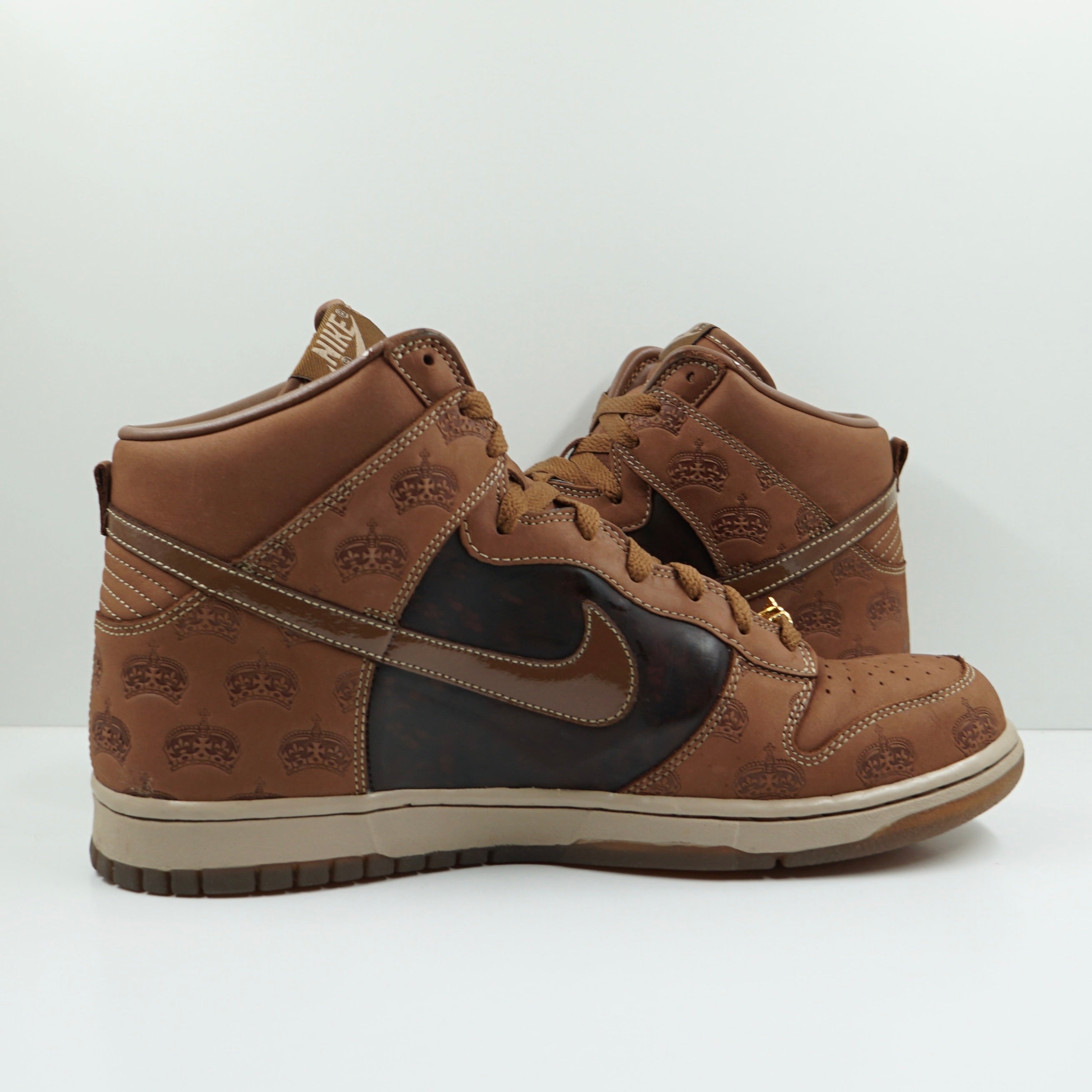 Nike Dunk High Mighty Crown Bison