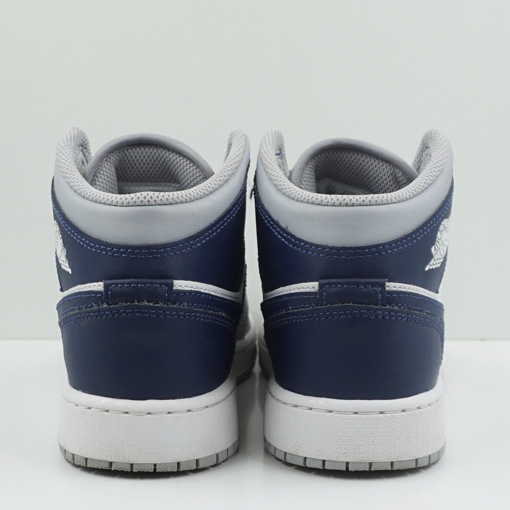 Jordan 1 Mid Wolf Grey Midnight Navy (GS)