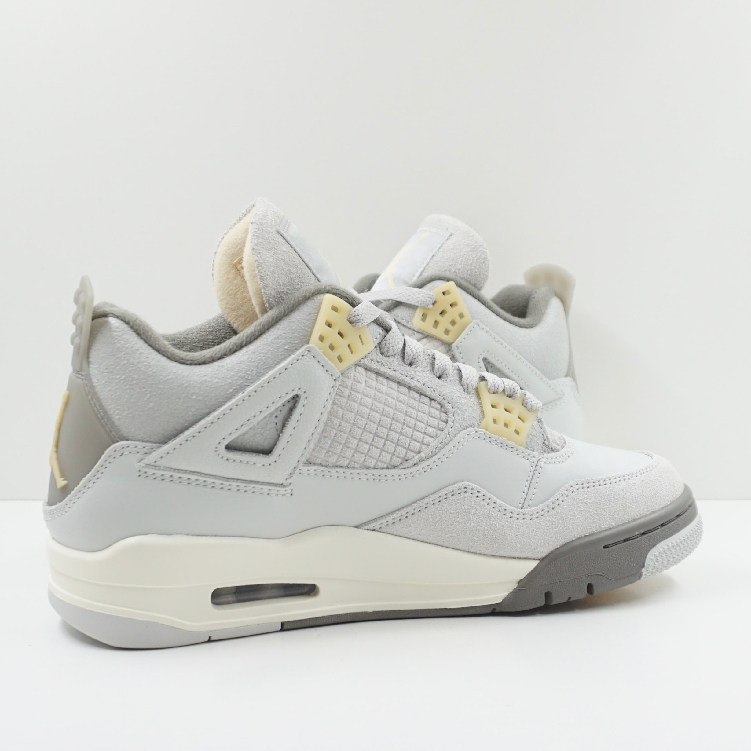 Jordan 4 Retro SE Craft Photon Dust