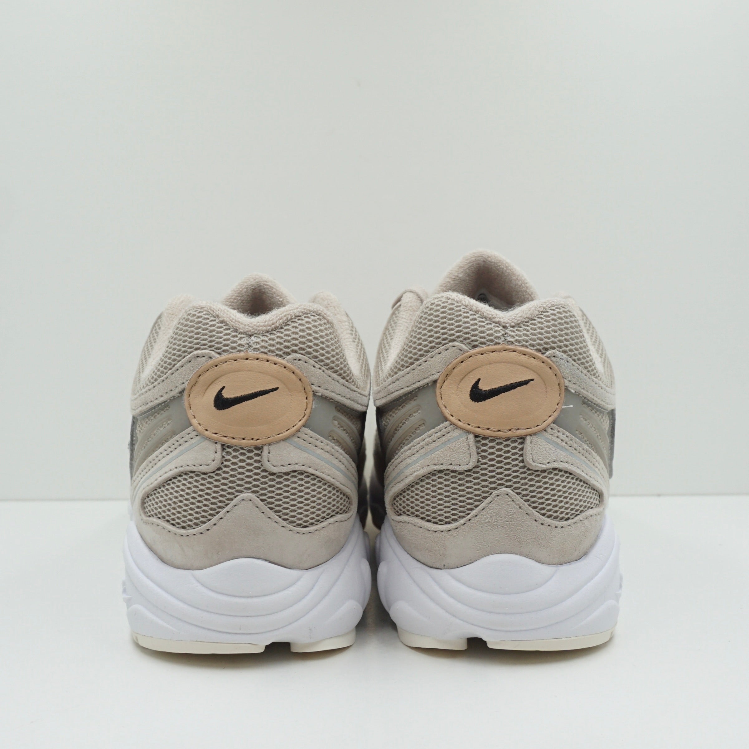 Nike Air Ghost Racer Beige