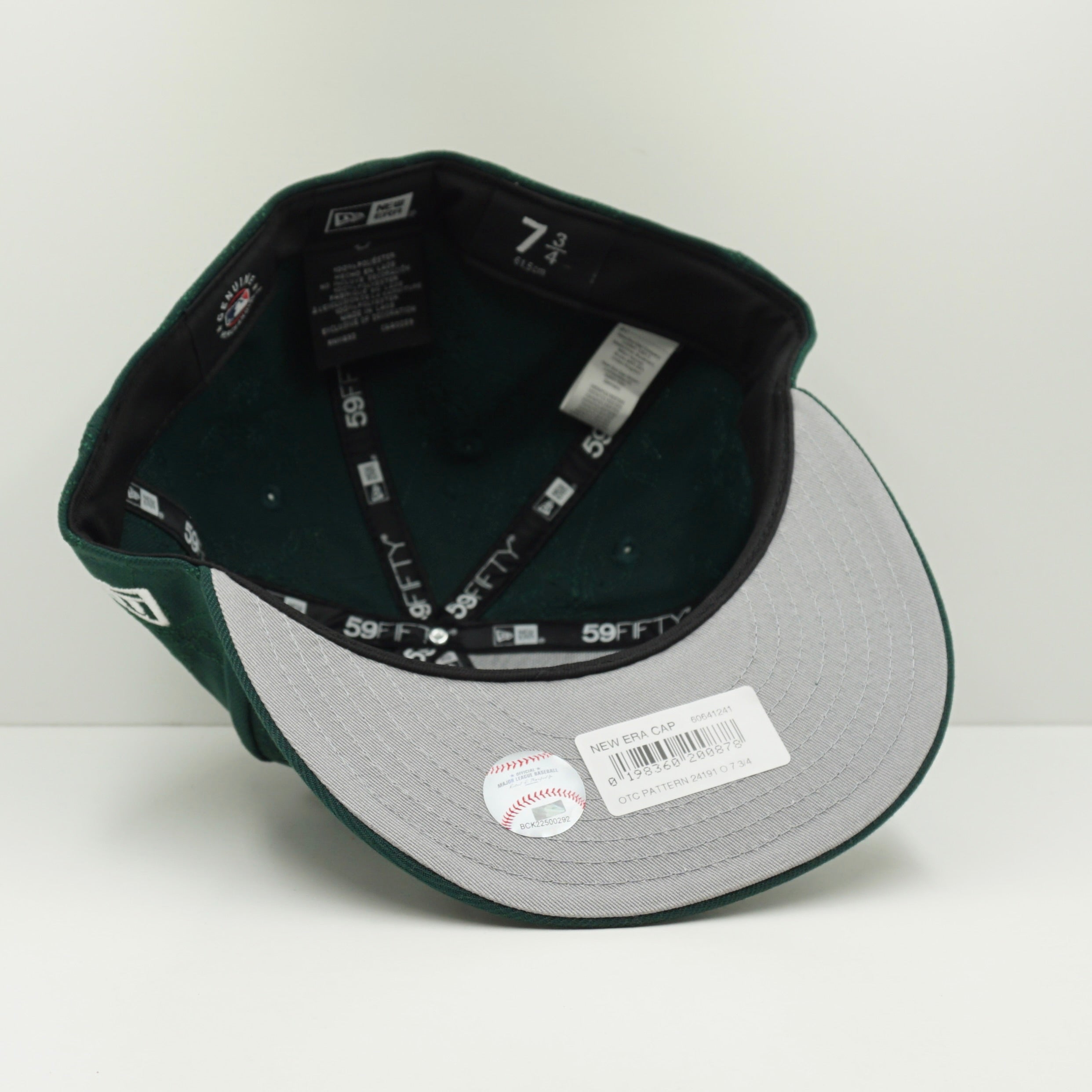 New Era Oakland A's Embroidered Green Fitted Cap