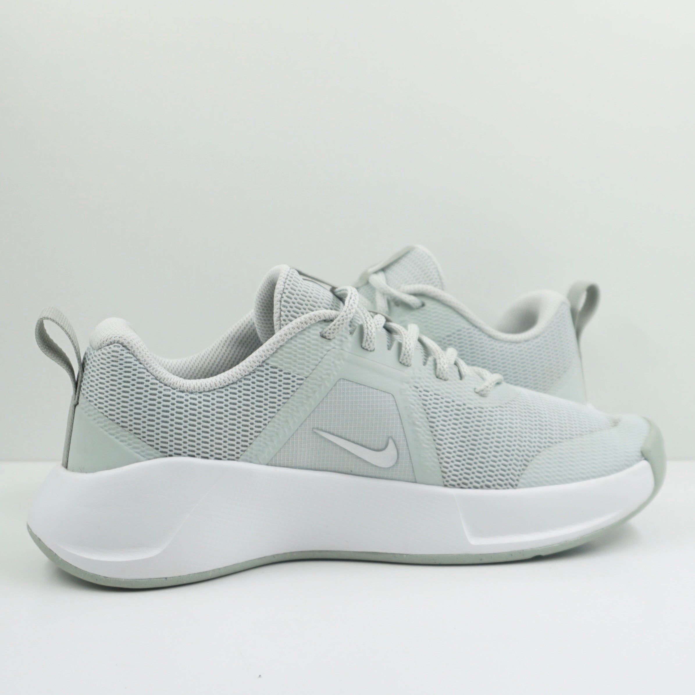 Nike MC Trainer 3 Light Silver Summit White Jade Horizon Metallic Platinum (W)