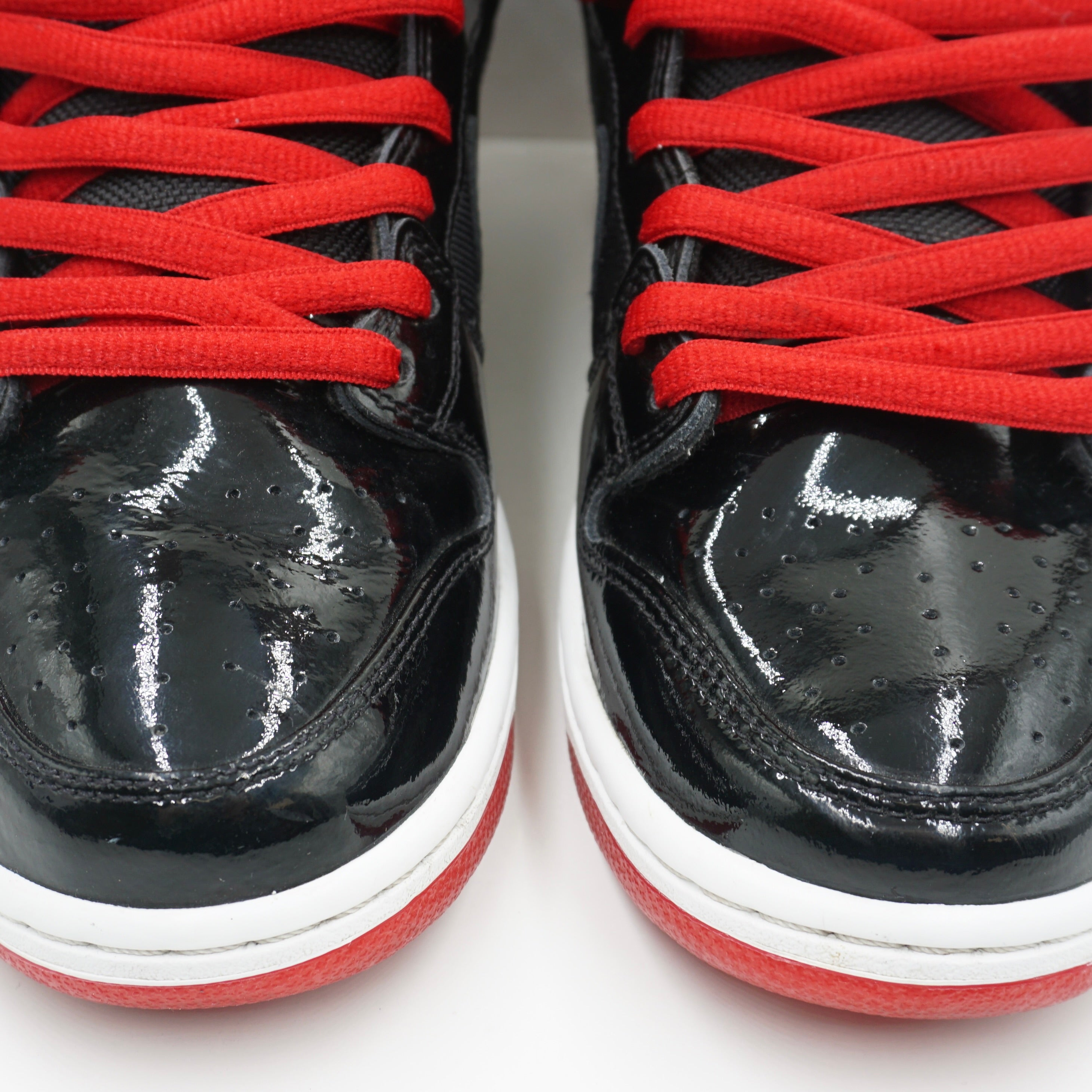 Nike SB Dunk High Bred