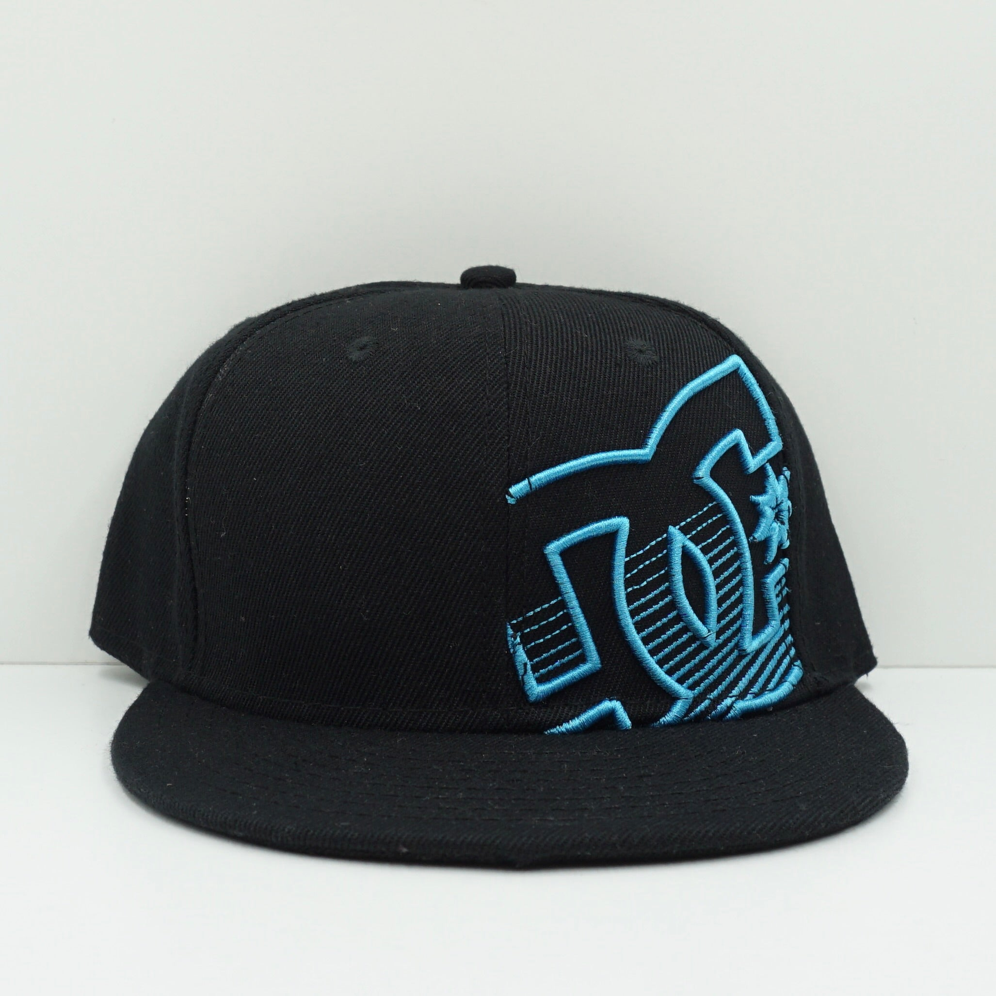 DC Shoes Black Blue Fitted Cap