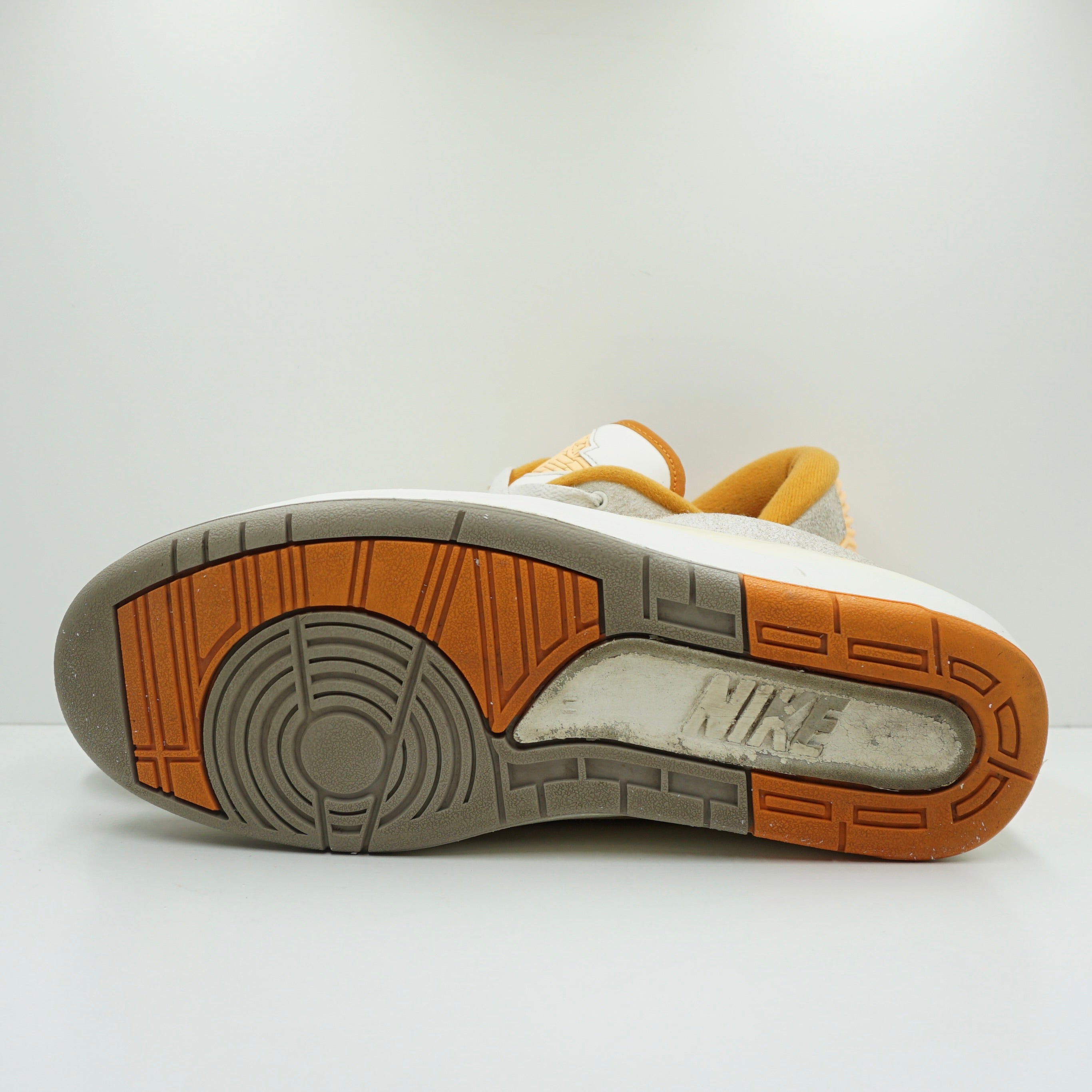 Jordan 2 Retro Low Craft Melon Tint