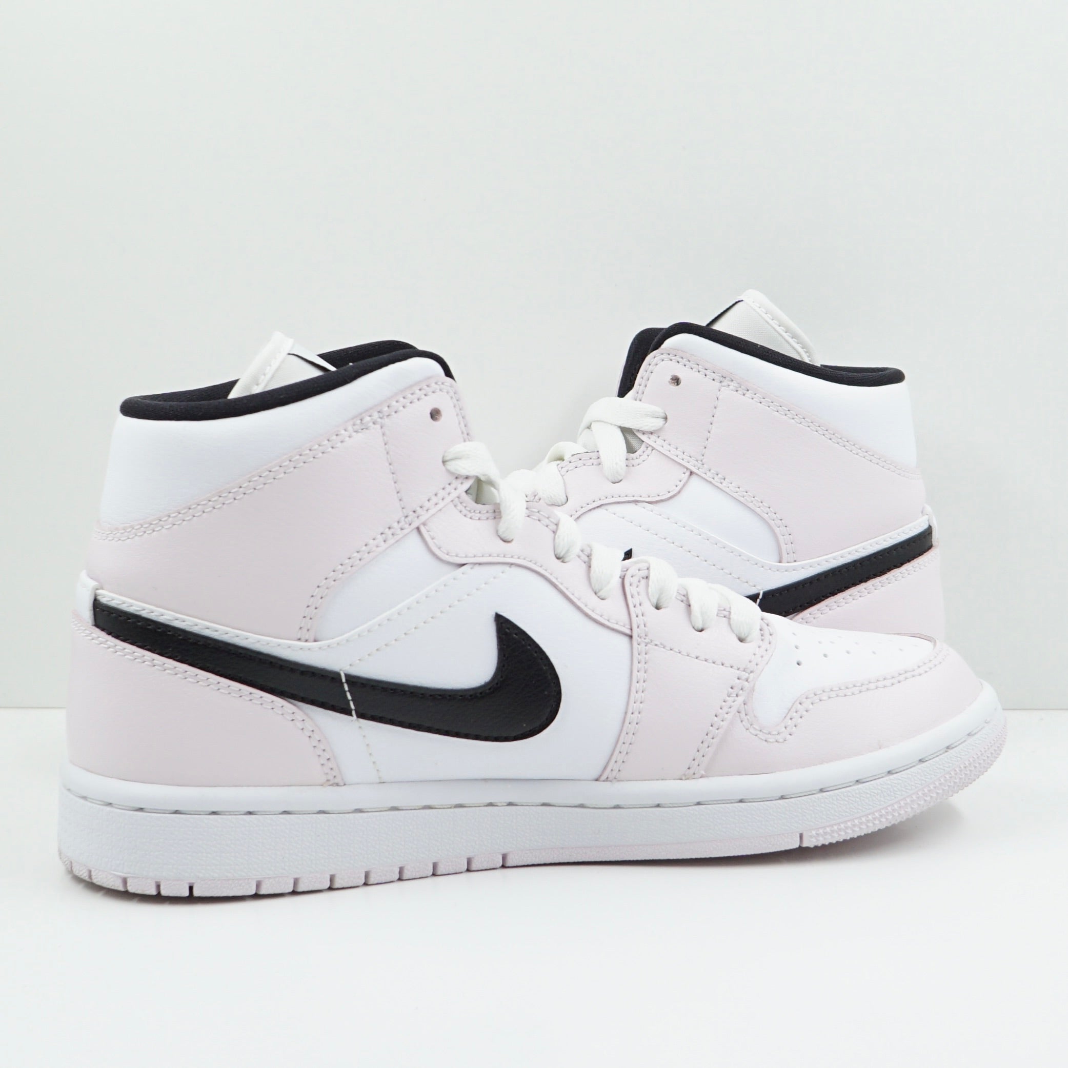 Jordan 1 Mid Barely Rose (W)