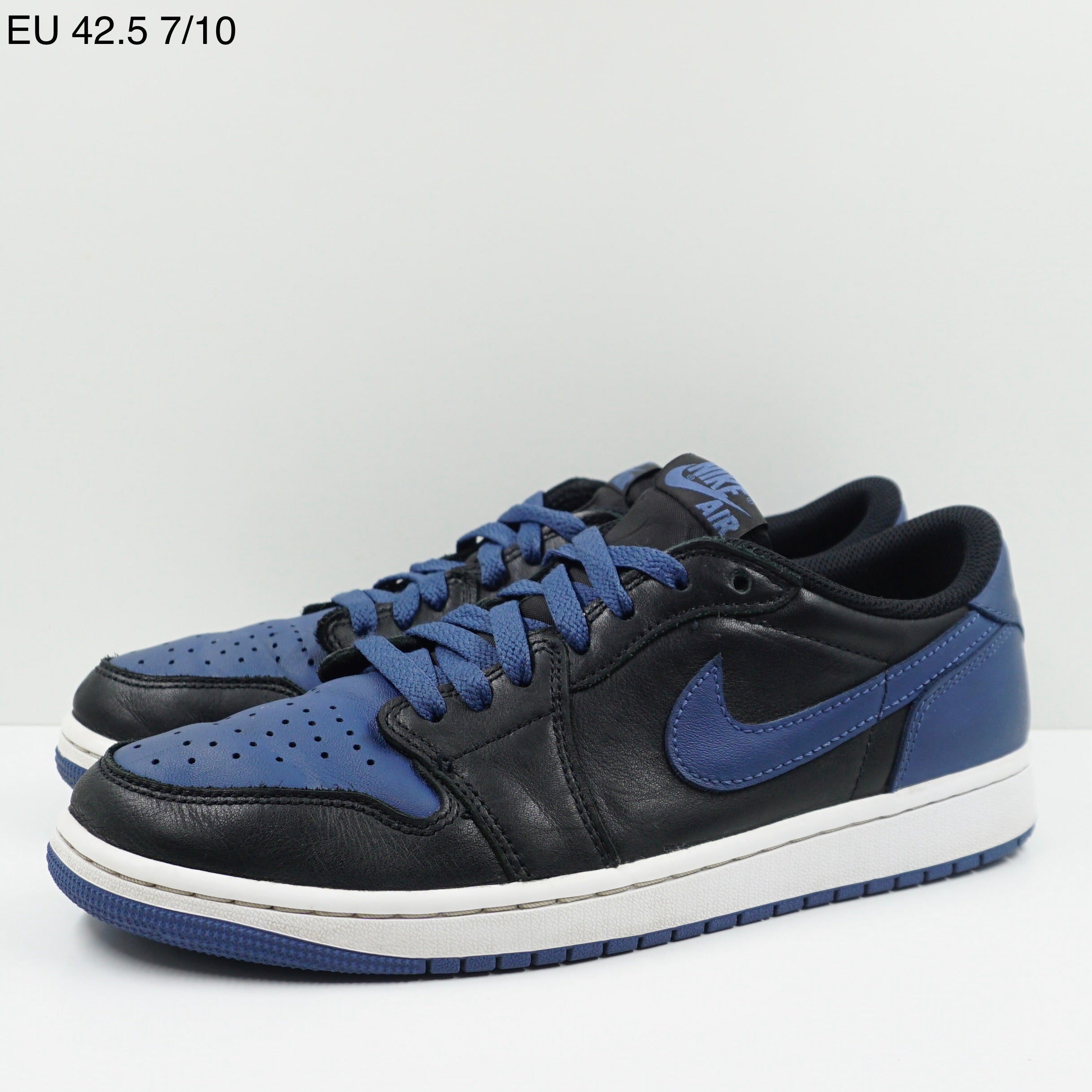 Jordan 1 Retro Low OG Mystic Navy