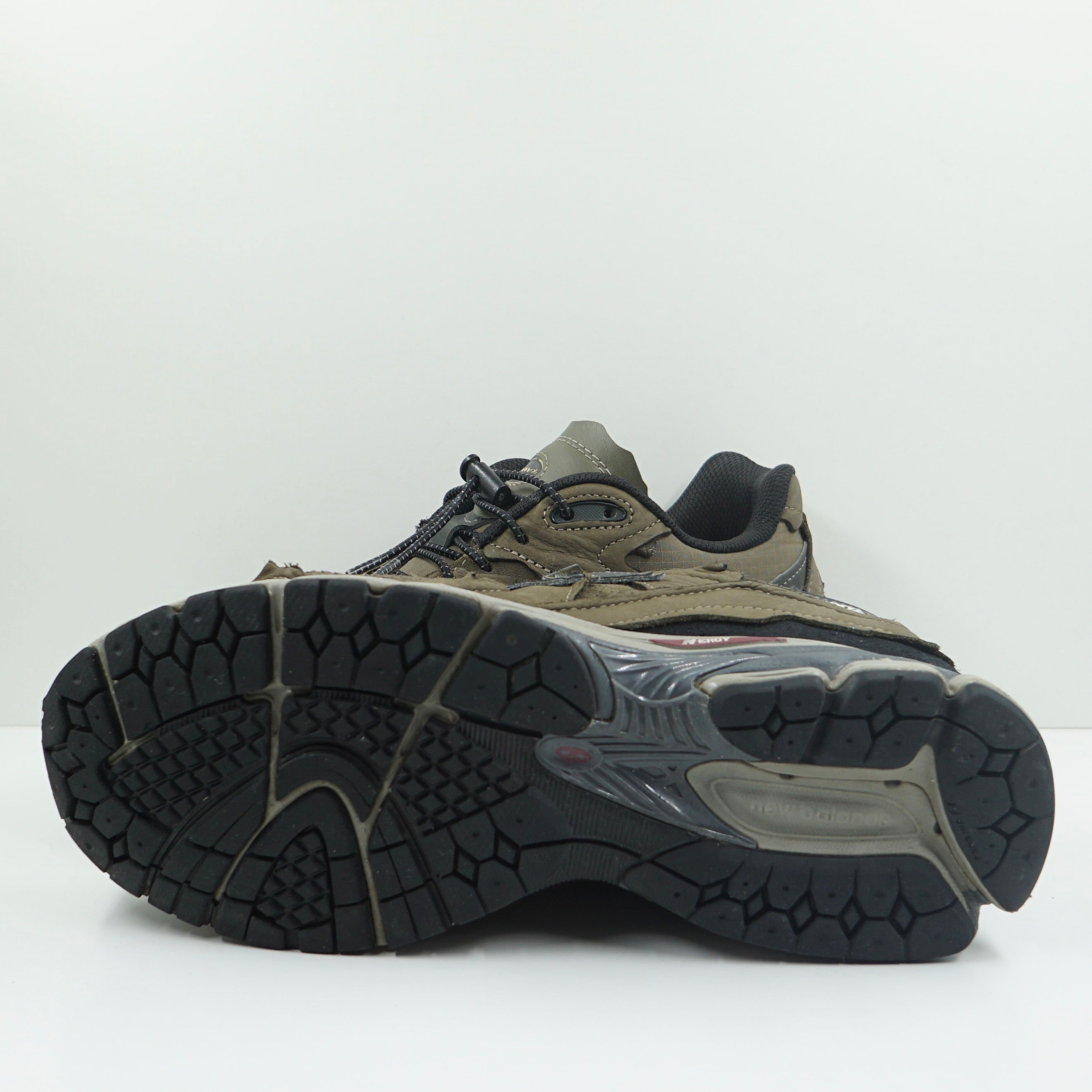 New Balance 2002R Protection Pack Dark Moss