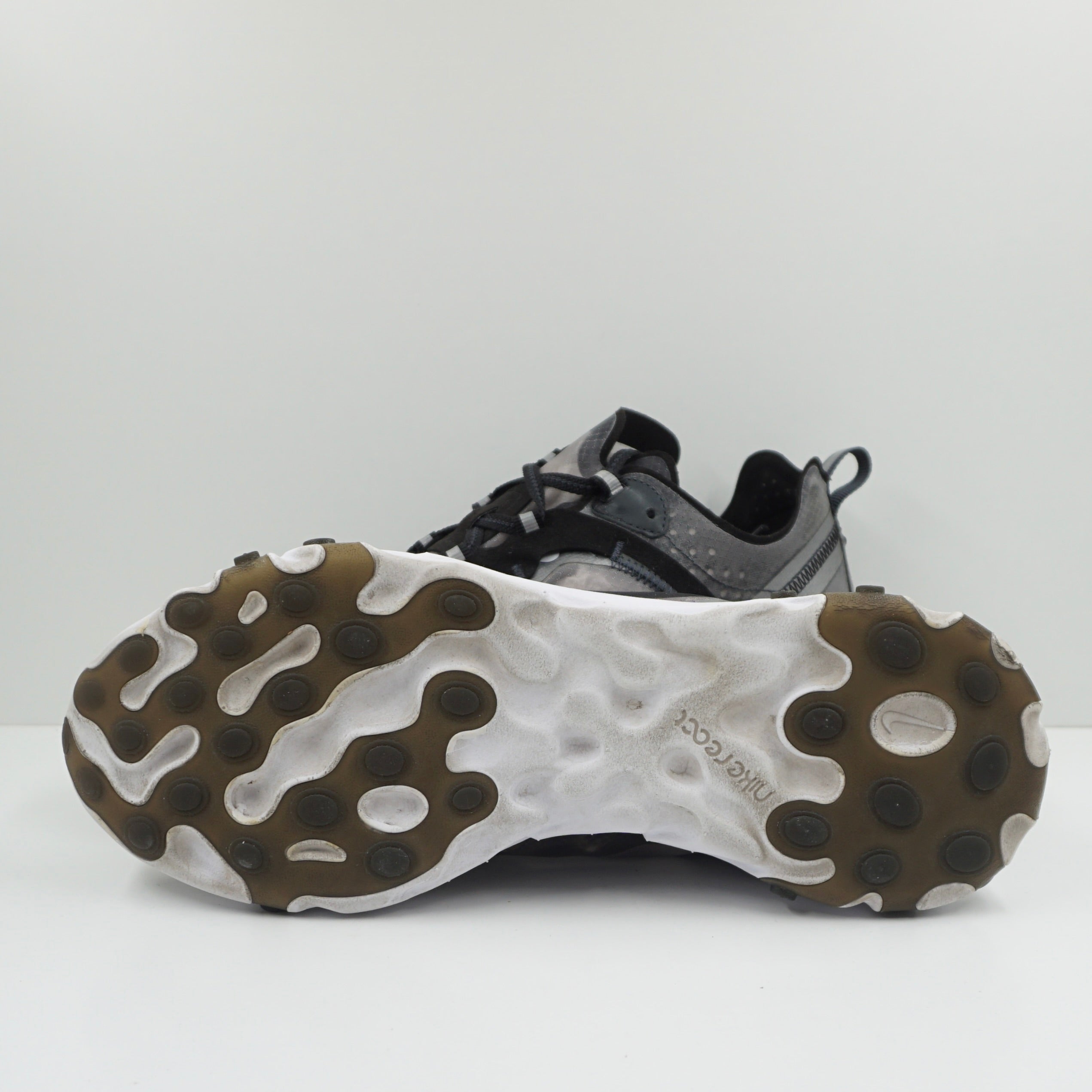 Nike React Element 87 Anthracite Black