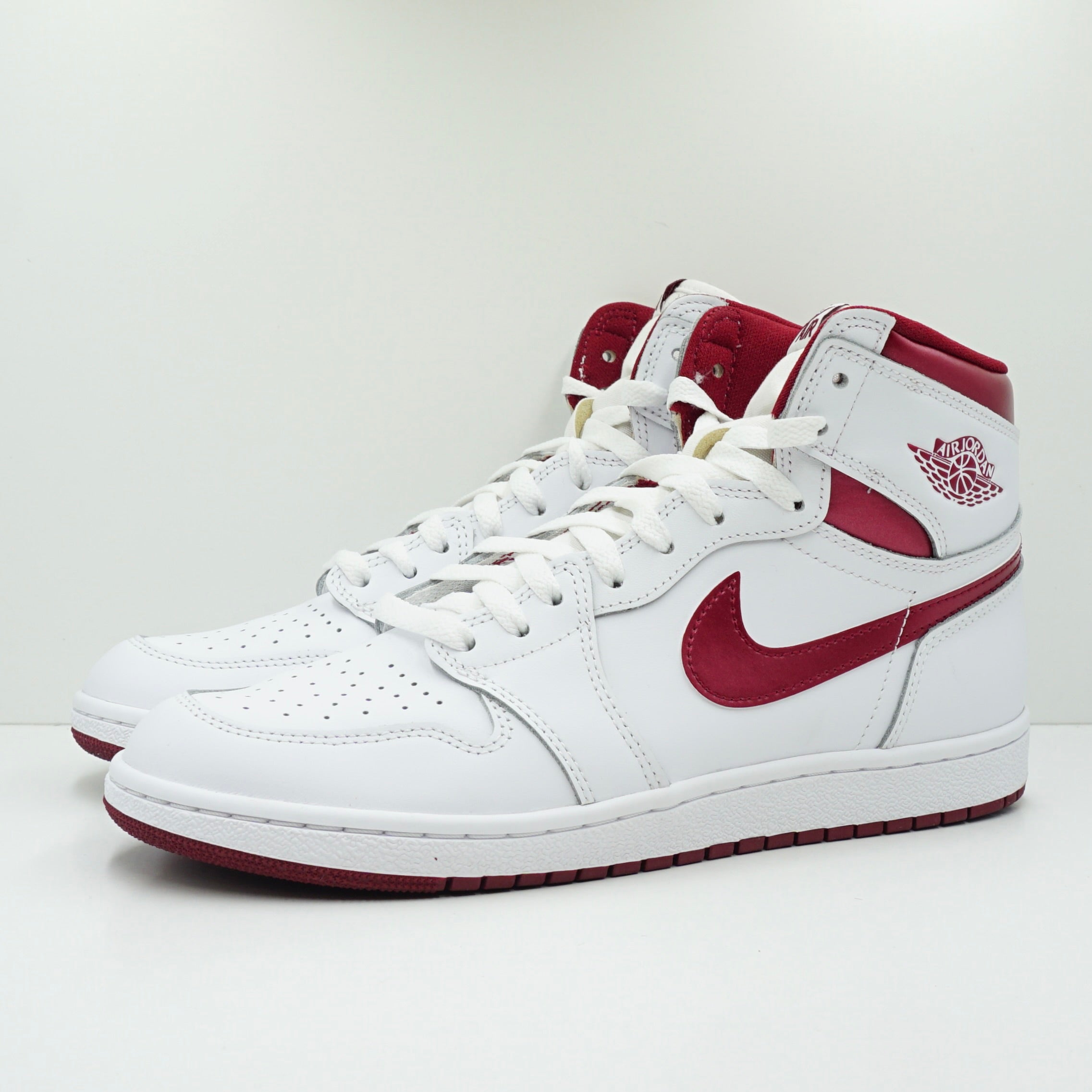 Jordan 1 Retro High '85 OG Metallic Burgundy