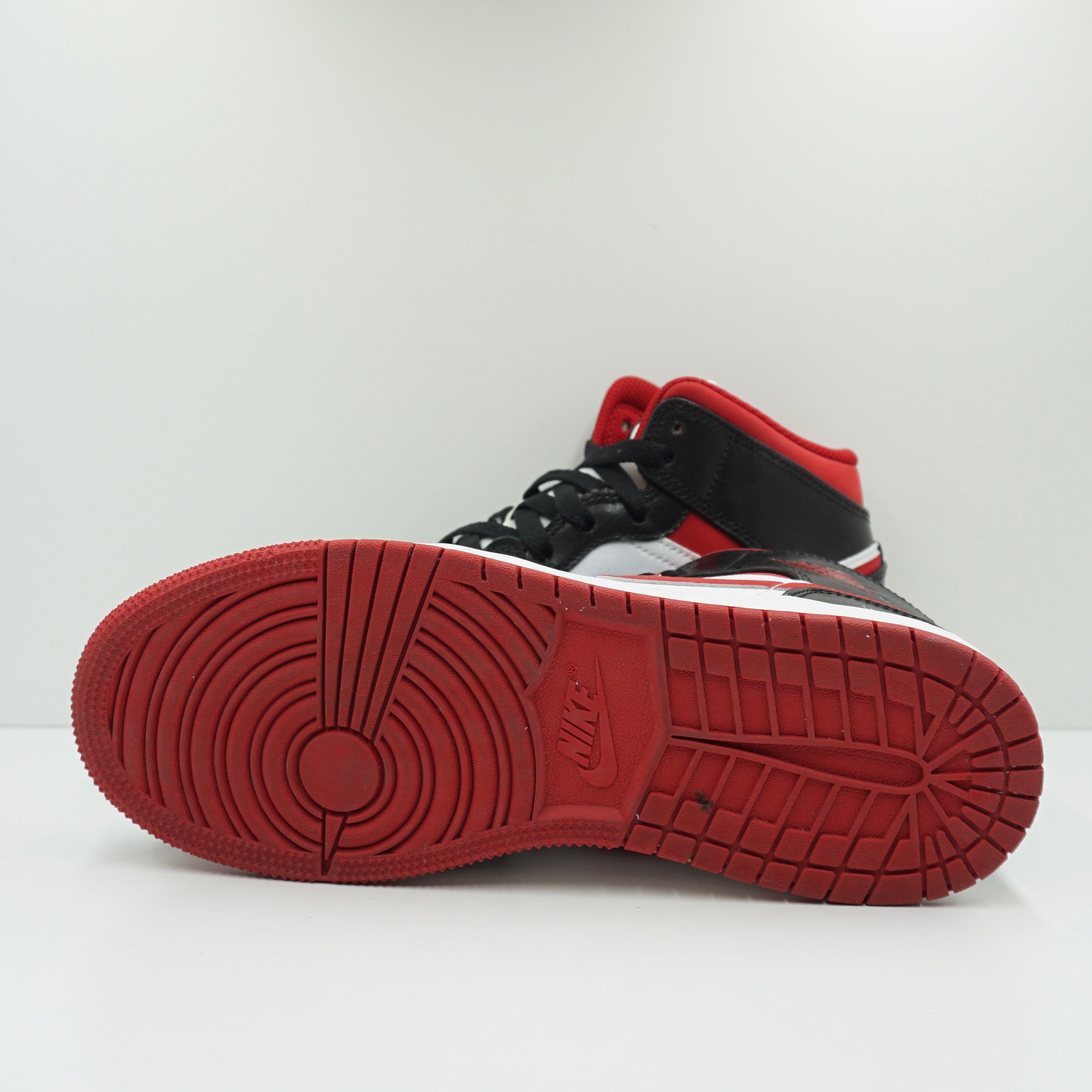 Jordan 1 Mid Black Gym Red (GS)