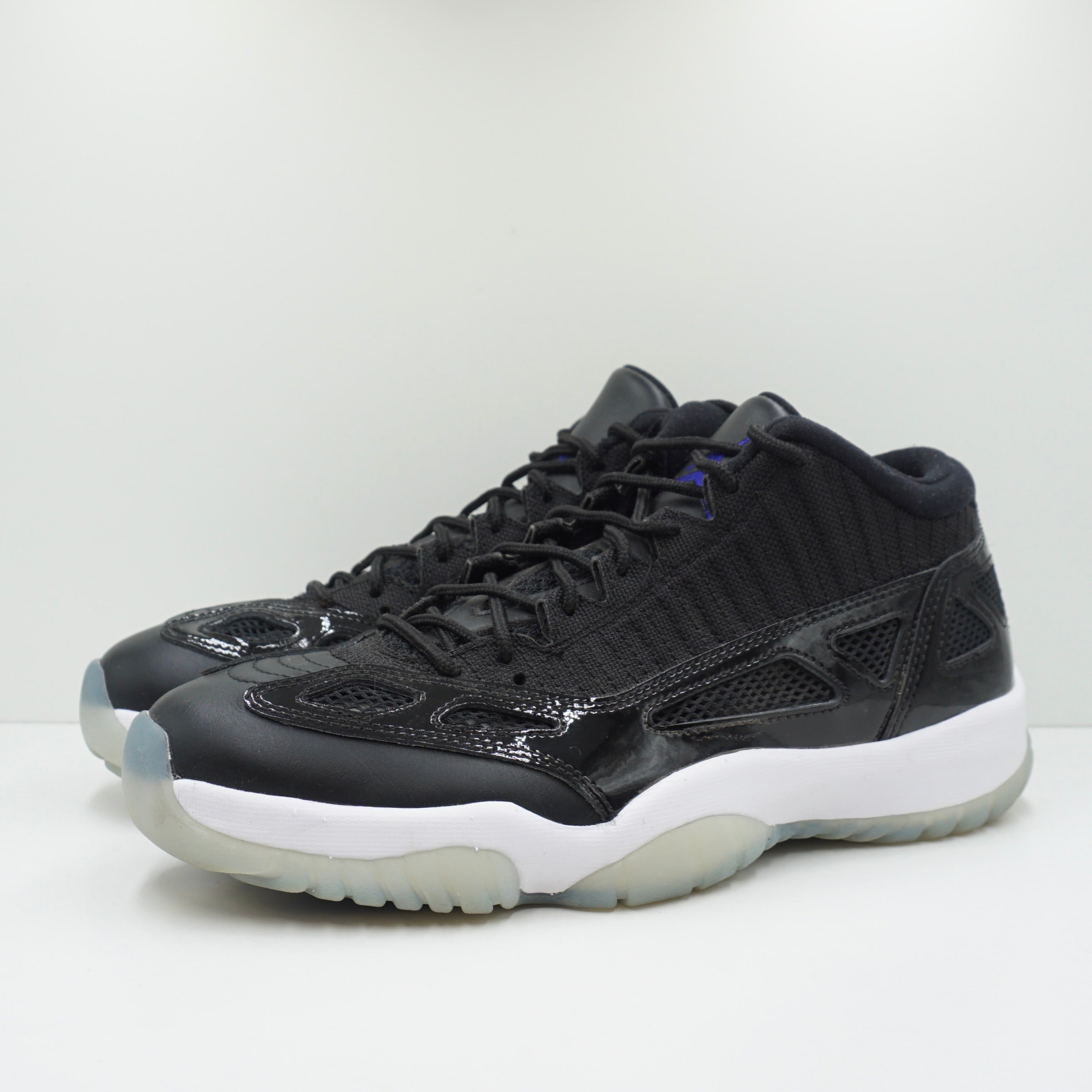 Jordan 11 Retro Low IE Space Jam - Main Image