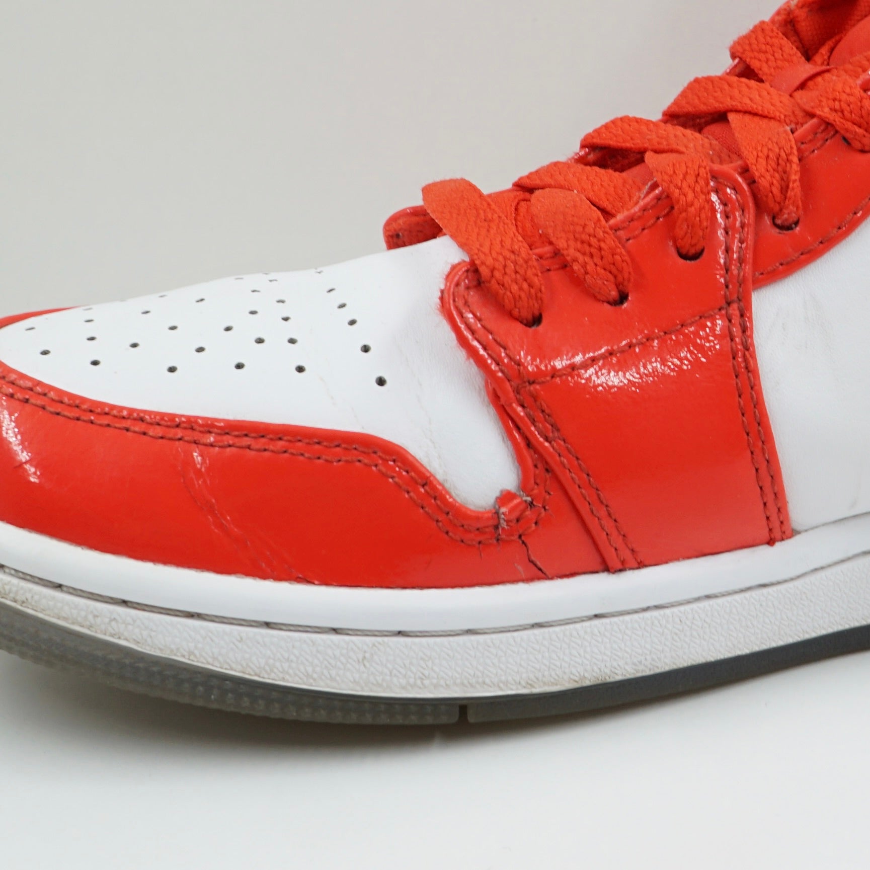 Jordan 1 Mid Barcelona Sweater Red Patent