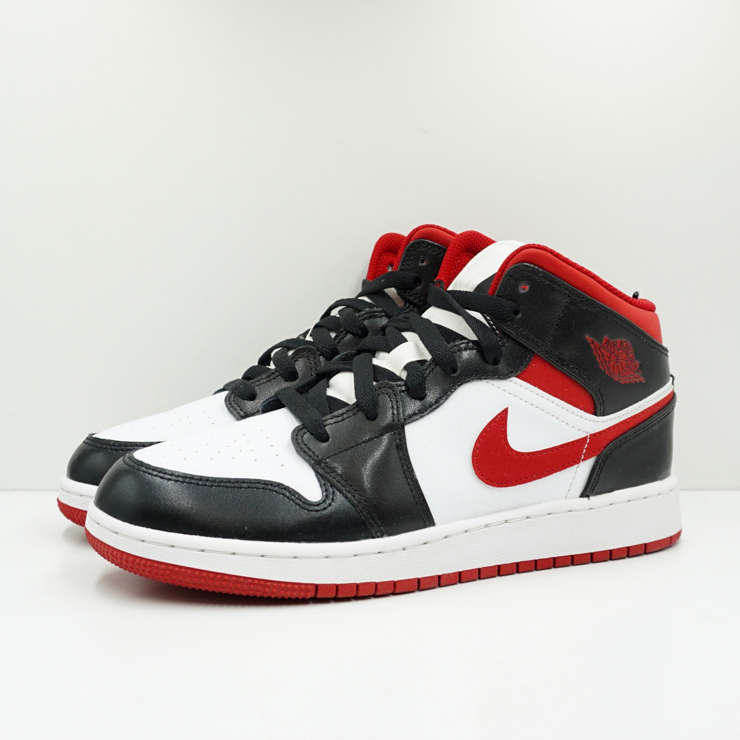 Jordan 1 Mid Black Gym Red (GS)