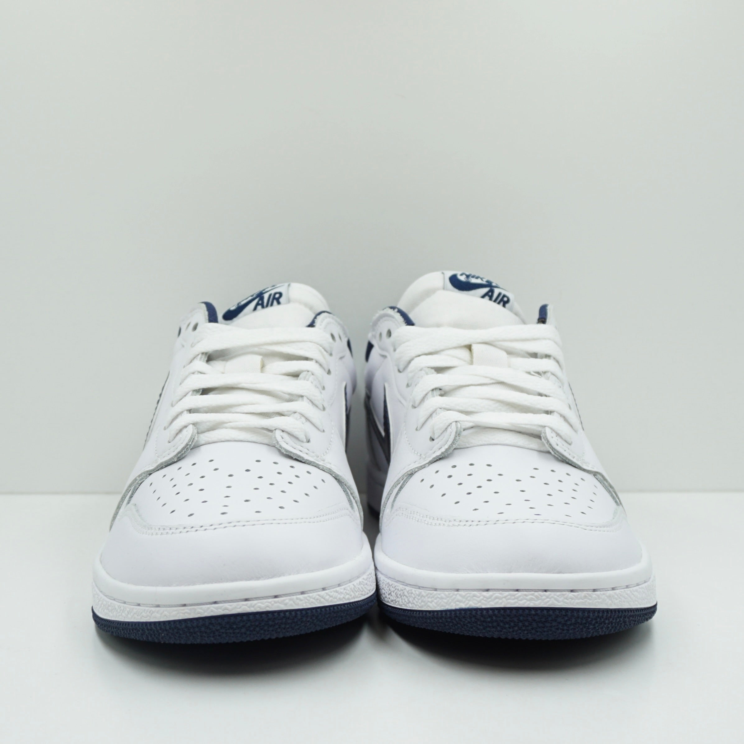 Jordan 1 Retro Low '85 Metallic Blue