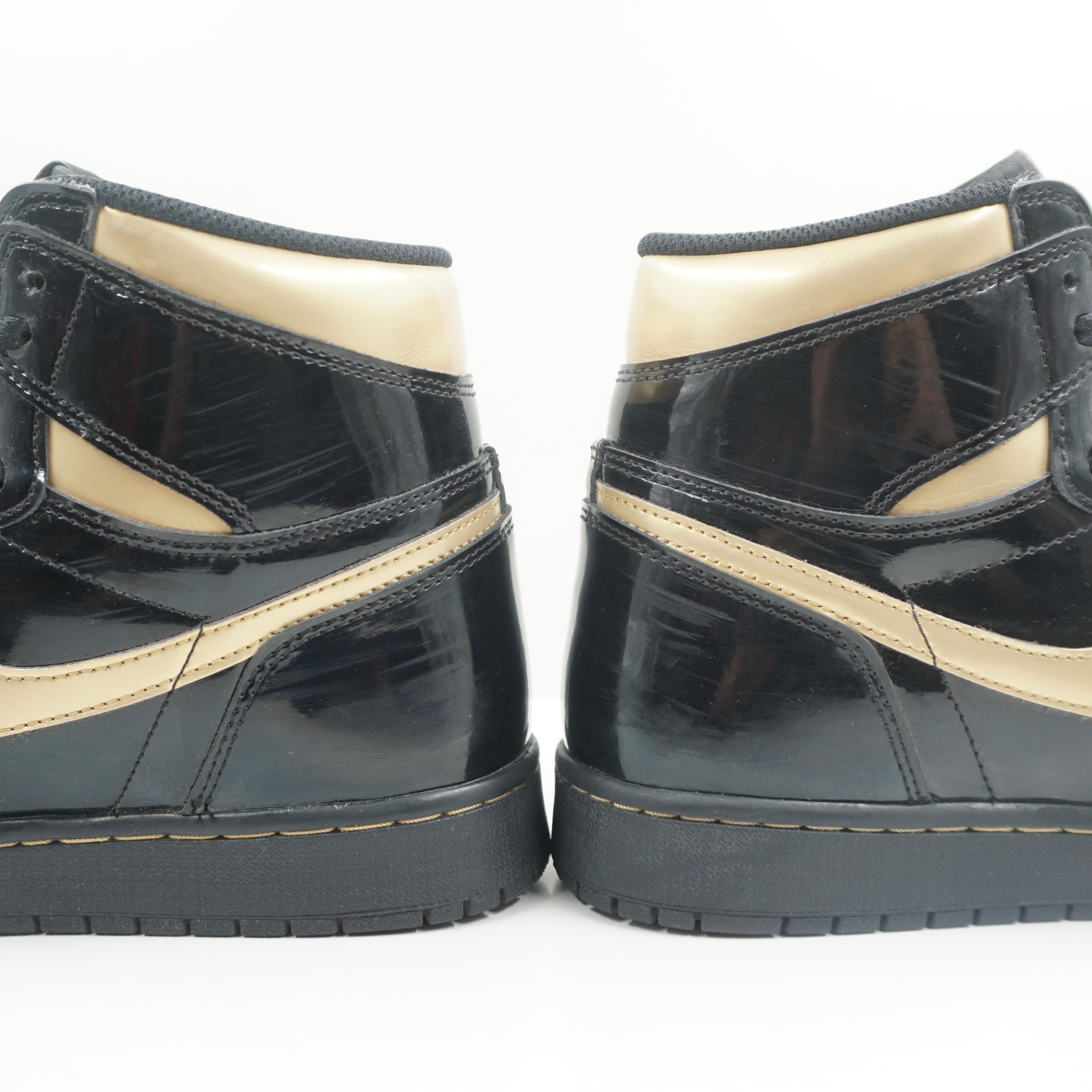 Jordan 1 Retro High Black Metallic Gold (2020)