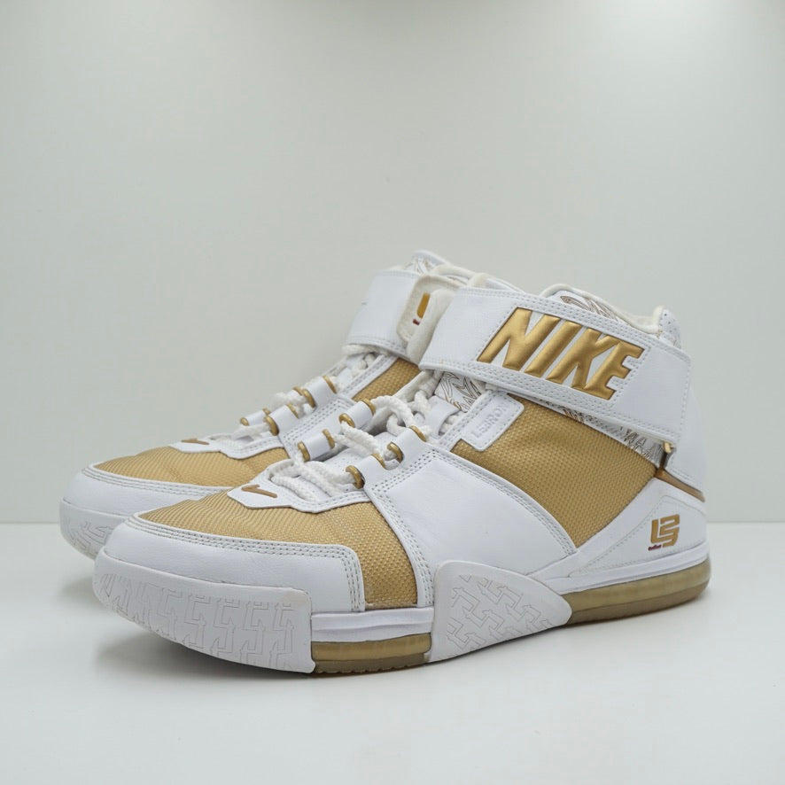 nike lebron 2 gold