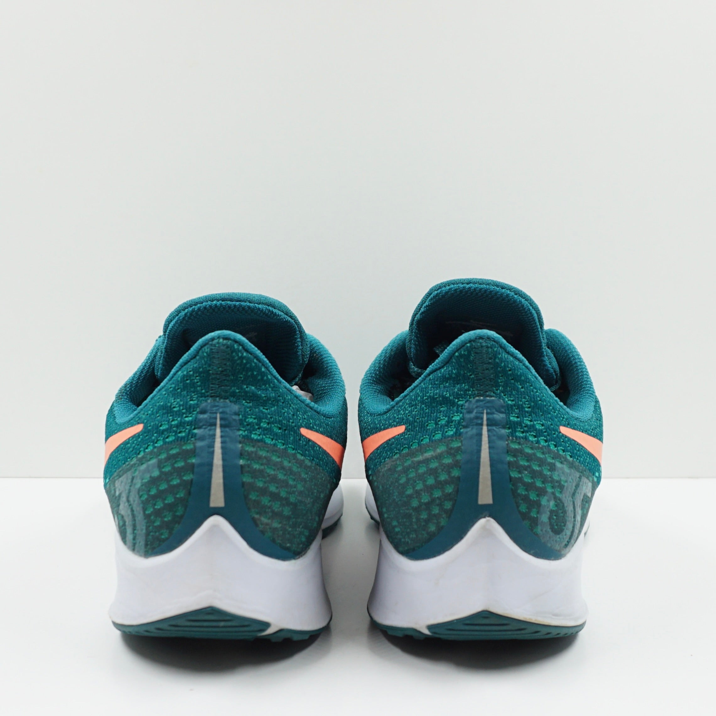 Nike hot zoom dark teal shoes