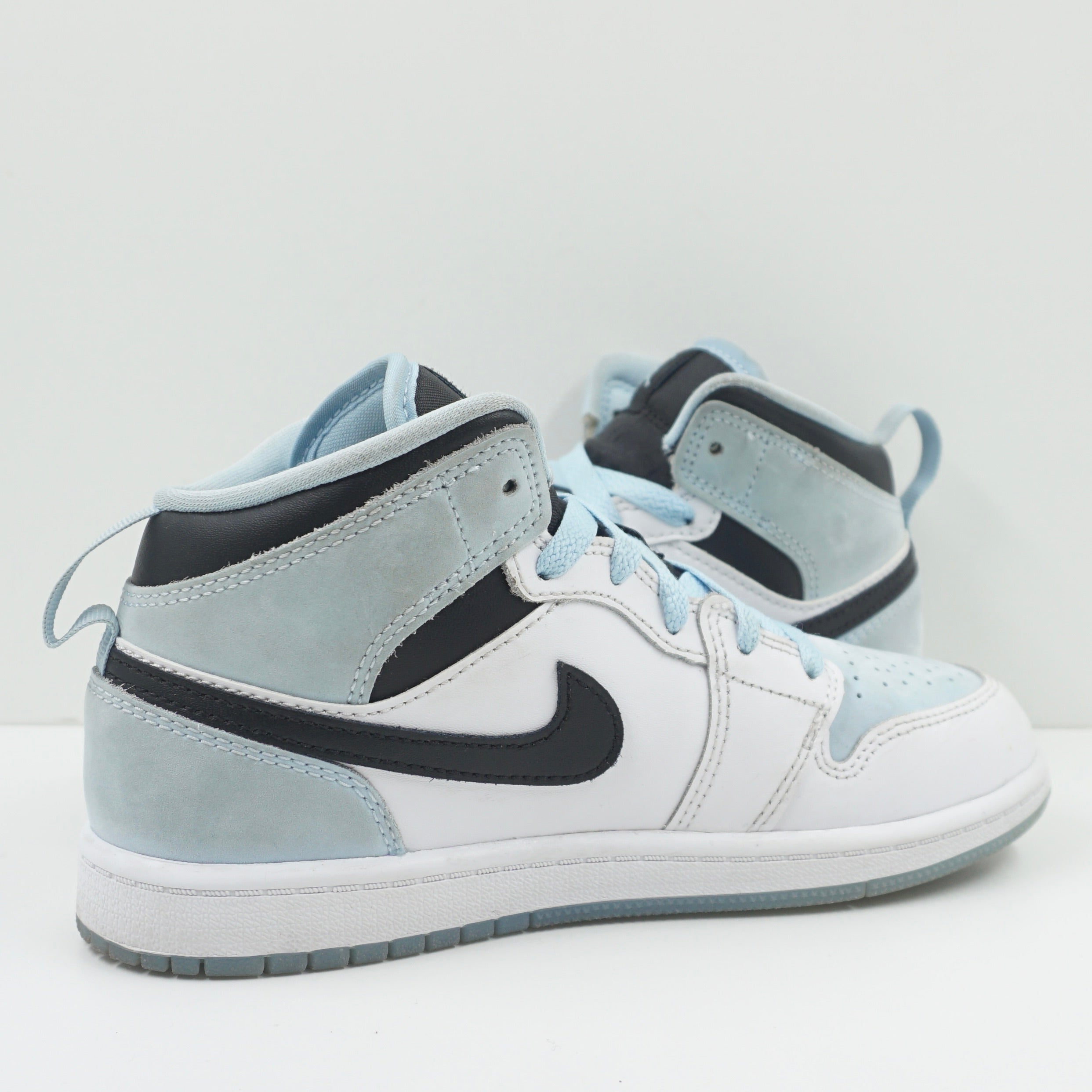 Jordan 1 Mid SE White Ice Blue (PS)