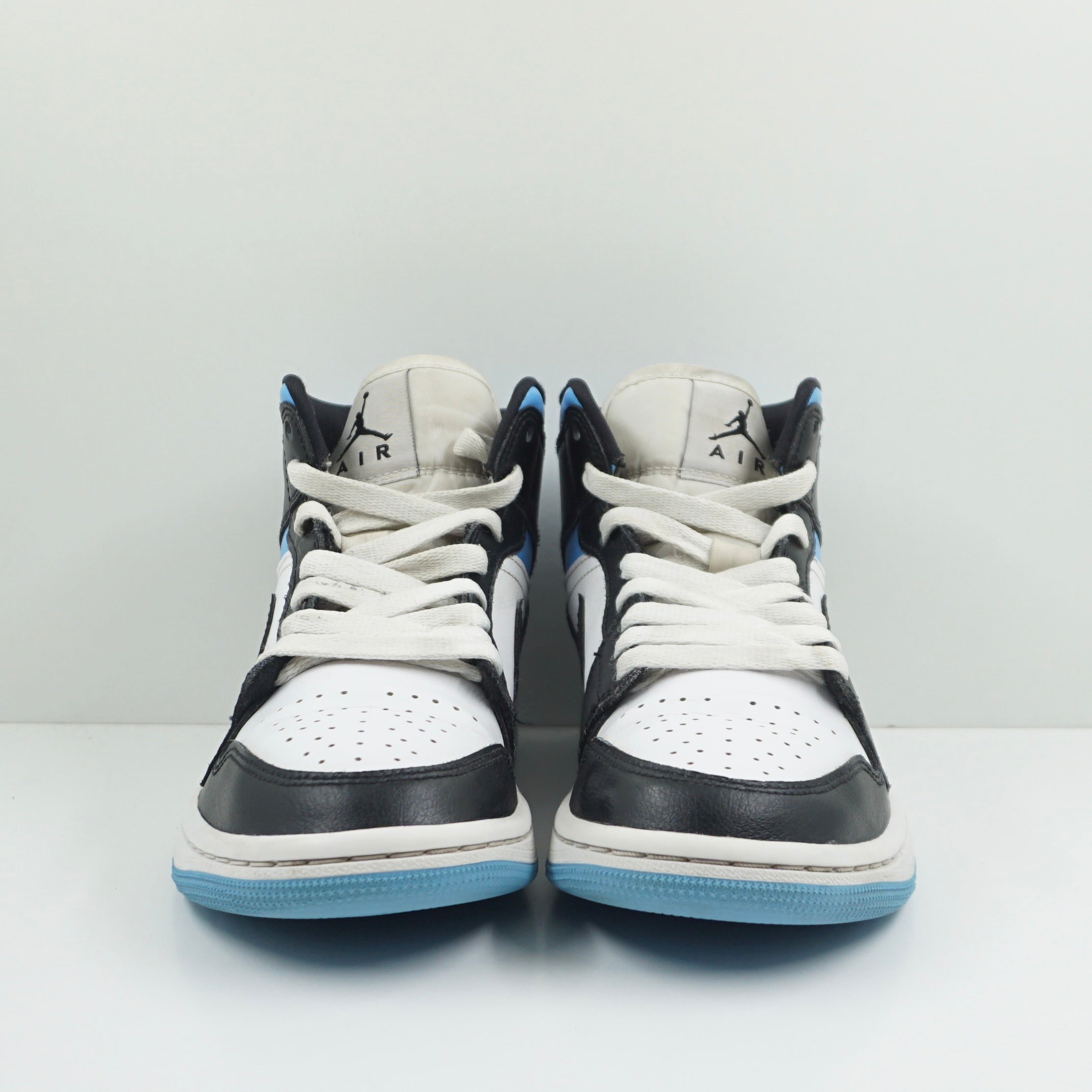 Jordan 1 Mid University Blue (W)