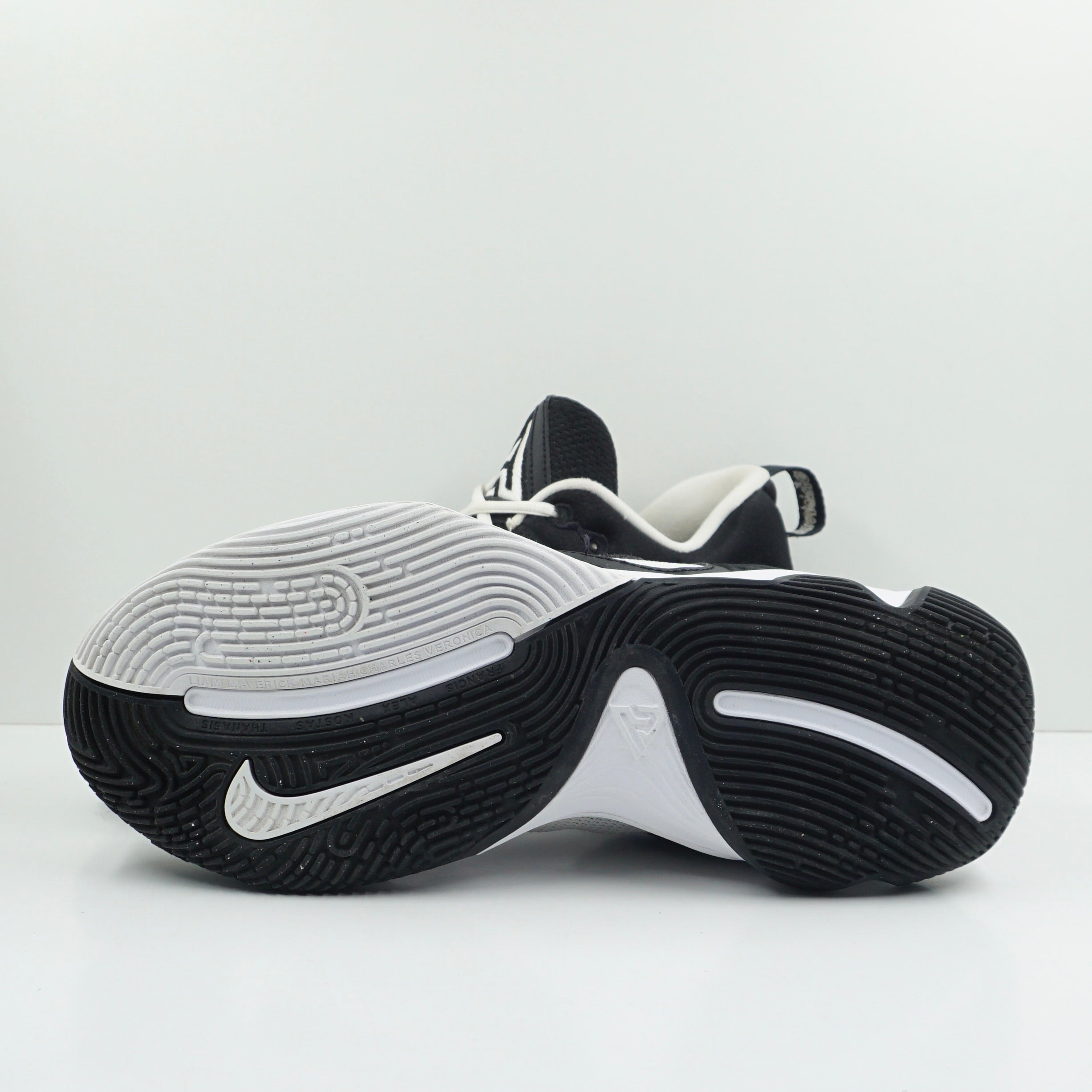 Nike Giannis Immortality 3 Oreo