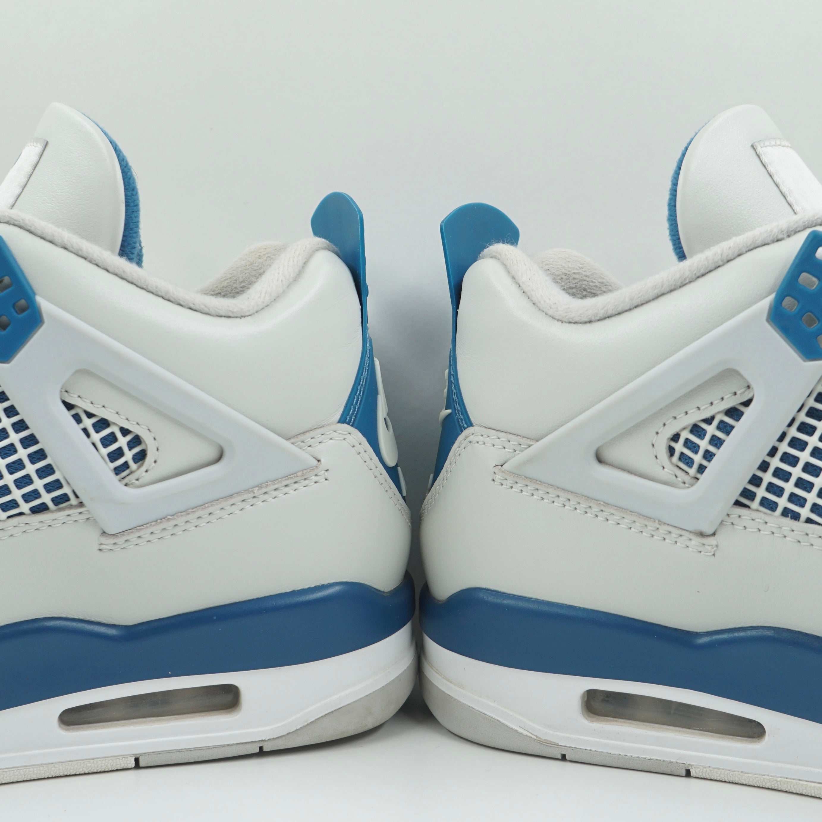 Jordan 4 Retro Military Blue (2024)