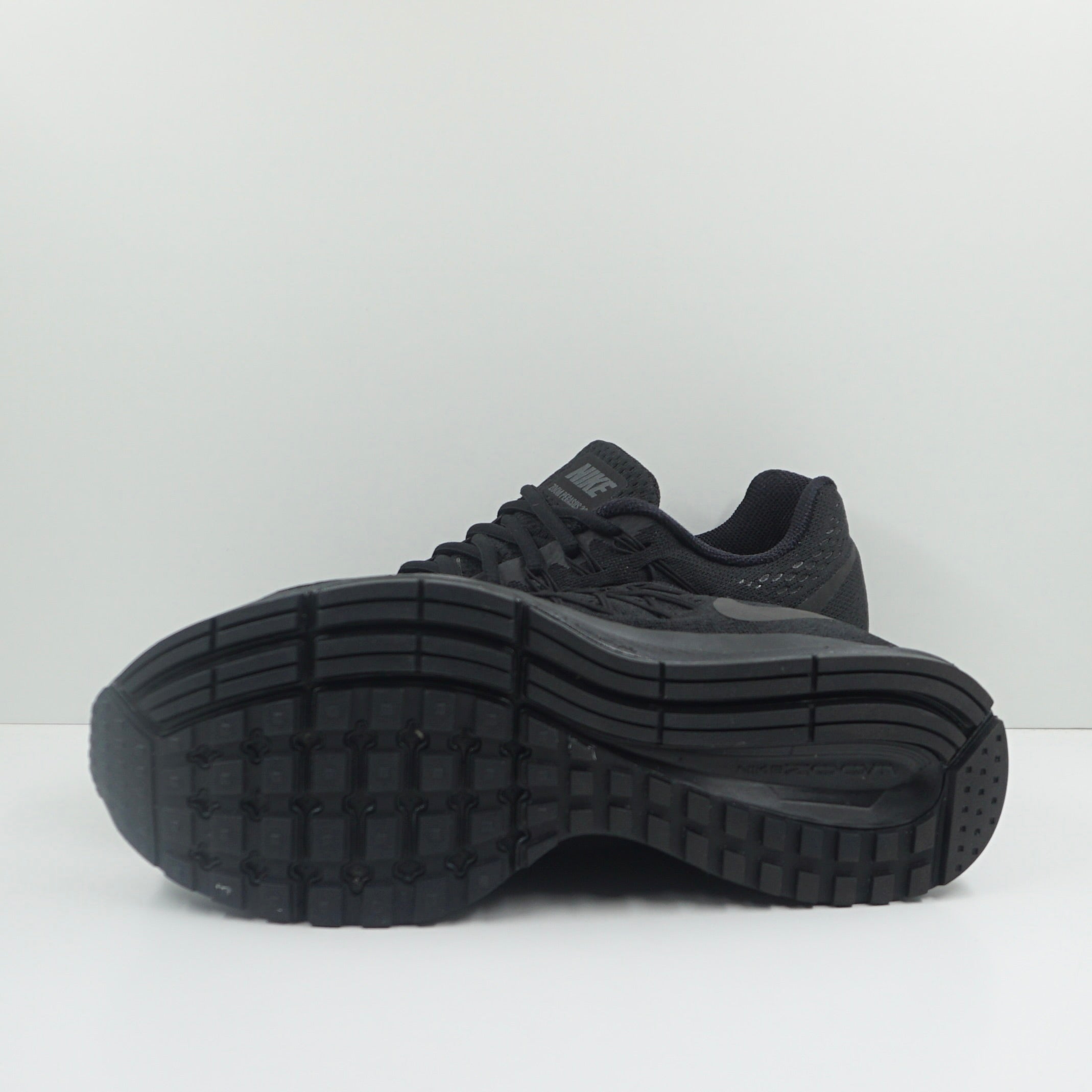 Nike Air Zoom Pegasus 32 Triple Black