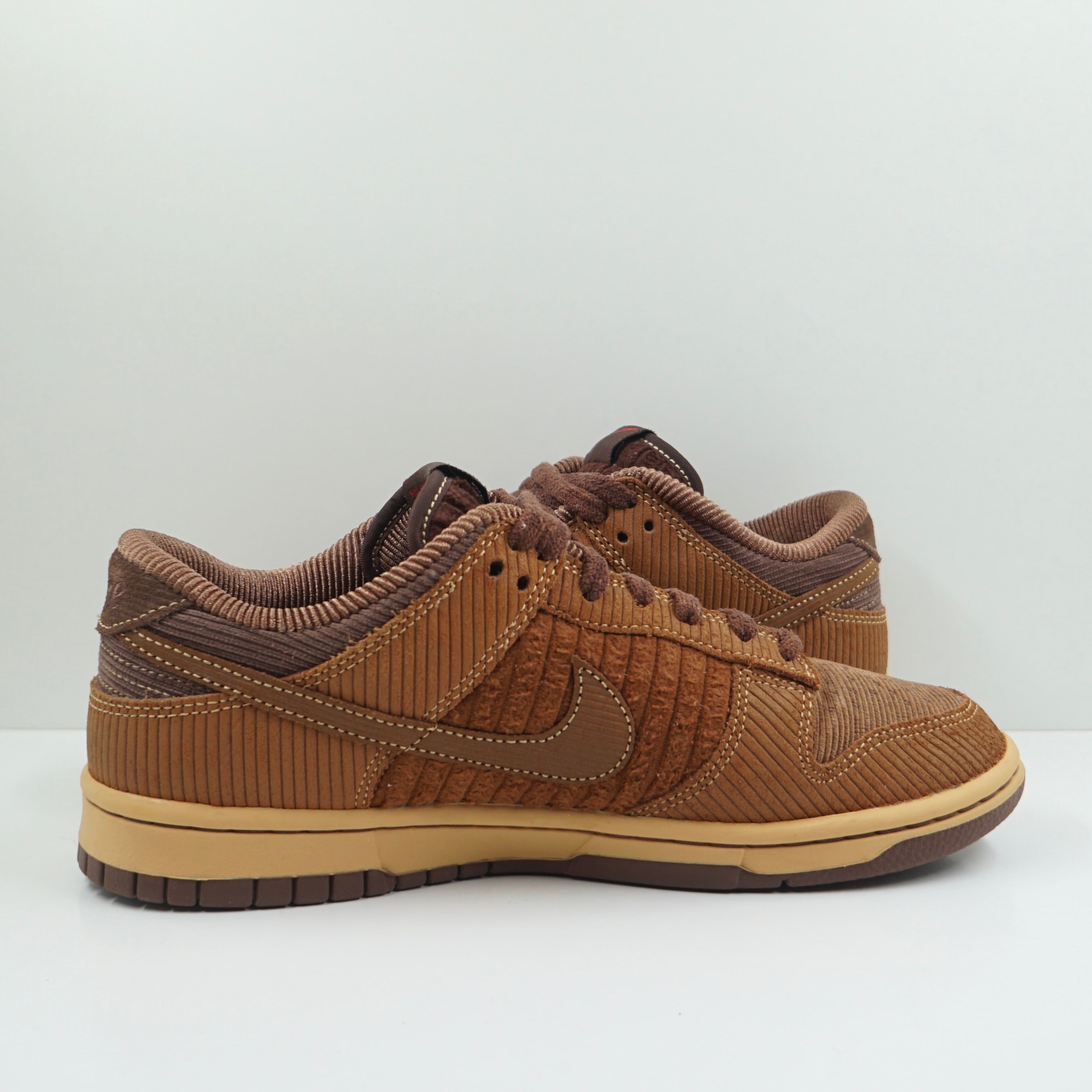 Nike Dunk Low Retro Premium Light British Tan Corduroy
