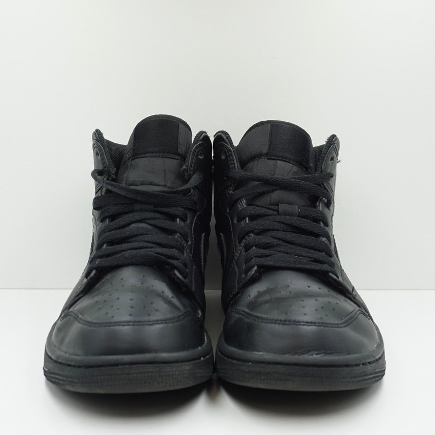 Jordan 1 Mid Triple Black