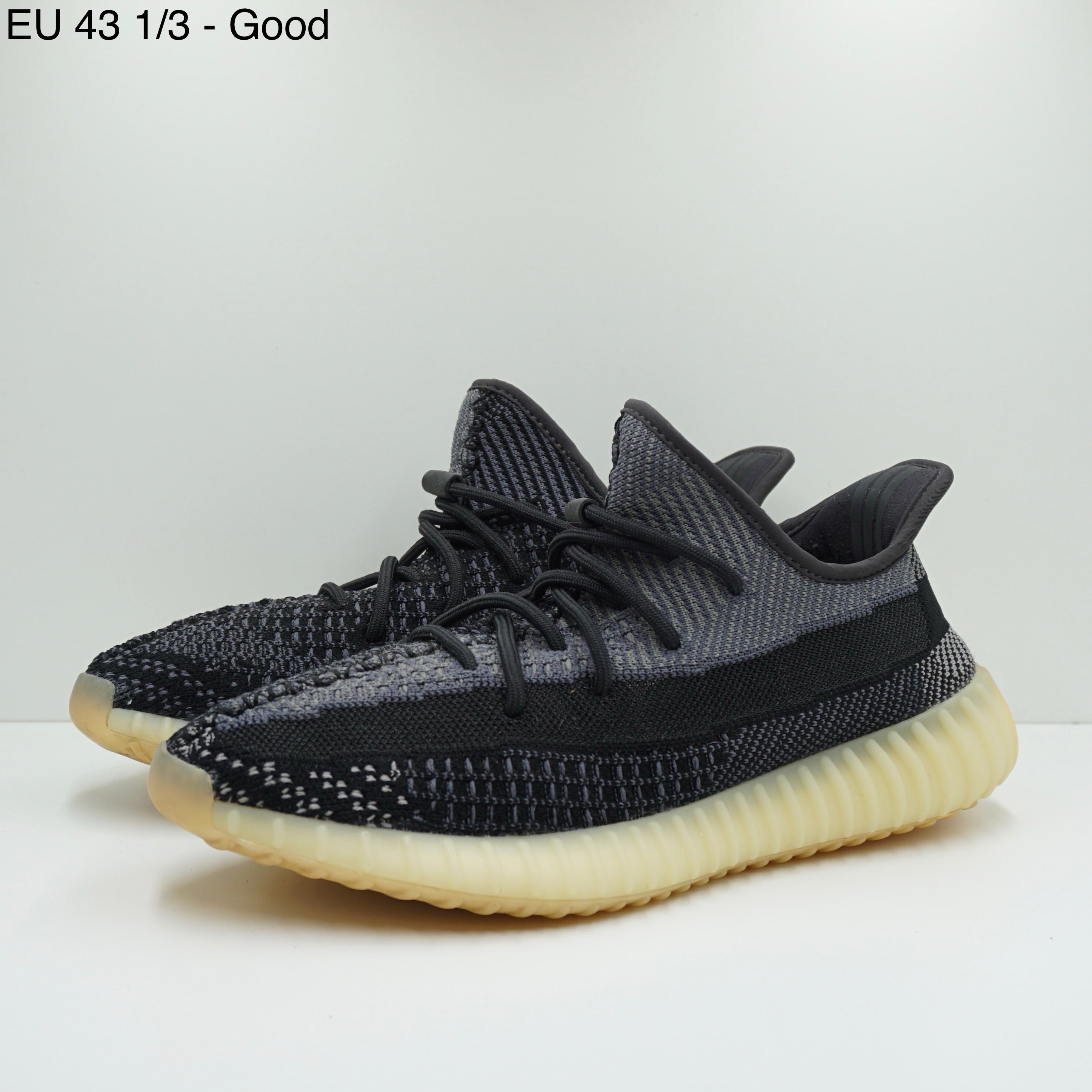 Adidas Yeezy Boost 350 V2 Carbon